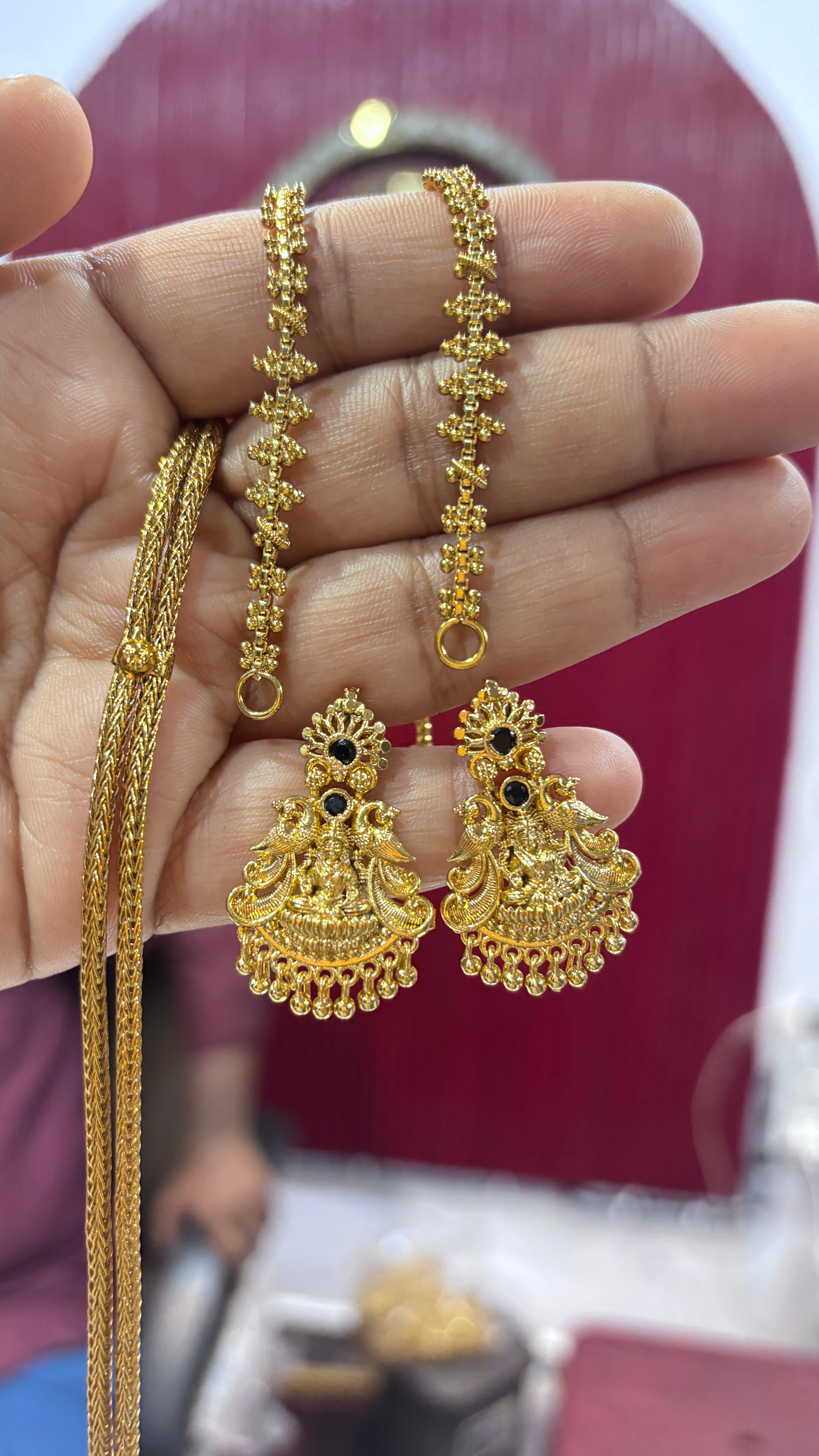 Naan + earrings + maati NaanCombo