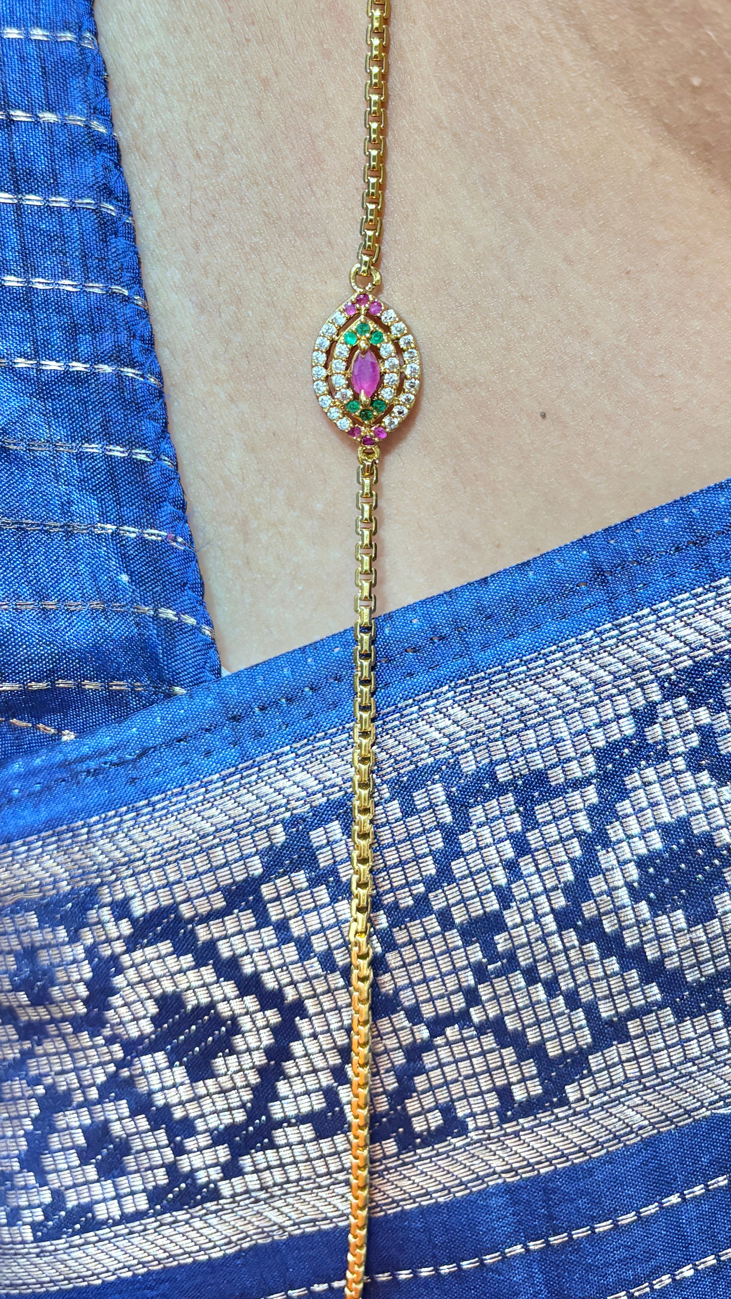 Oval Stone Locket Thali Chain