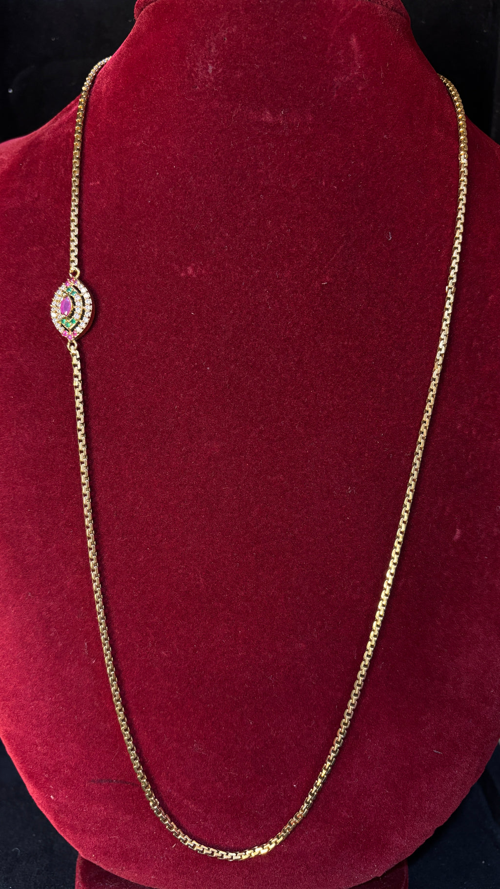 Oval Stone Locket Thali Chain