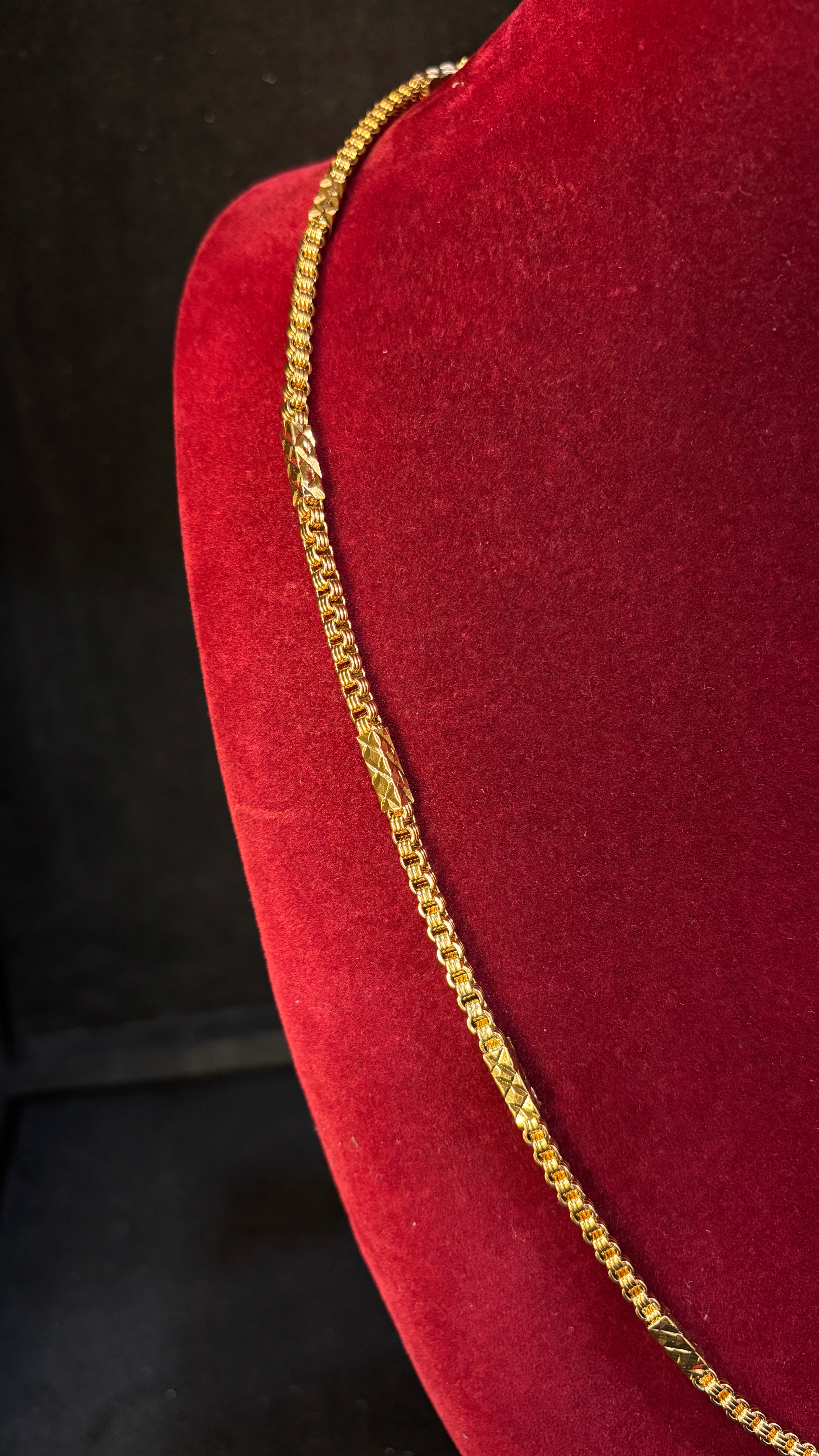 Bharathi Bits Chain Thali (Thick)