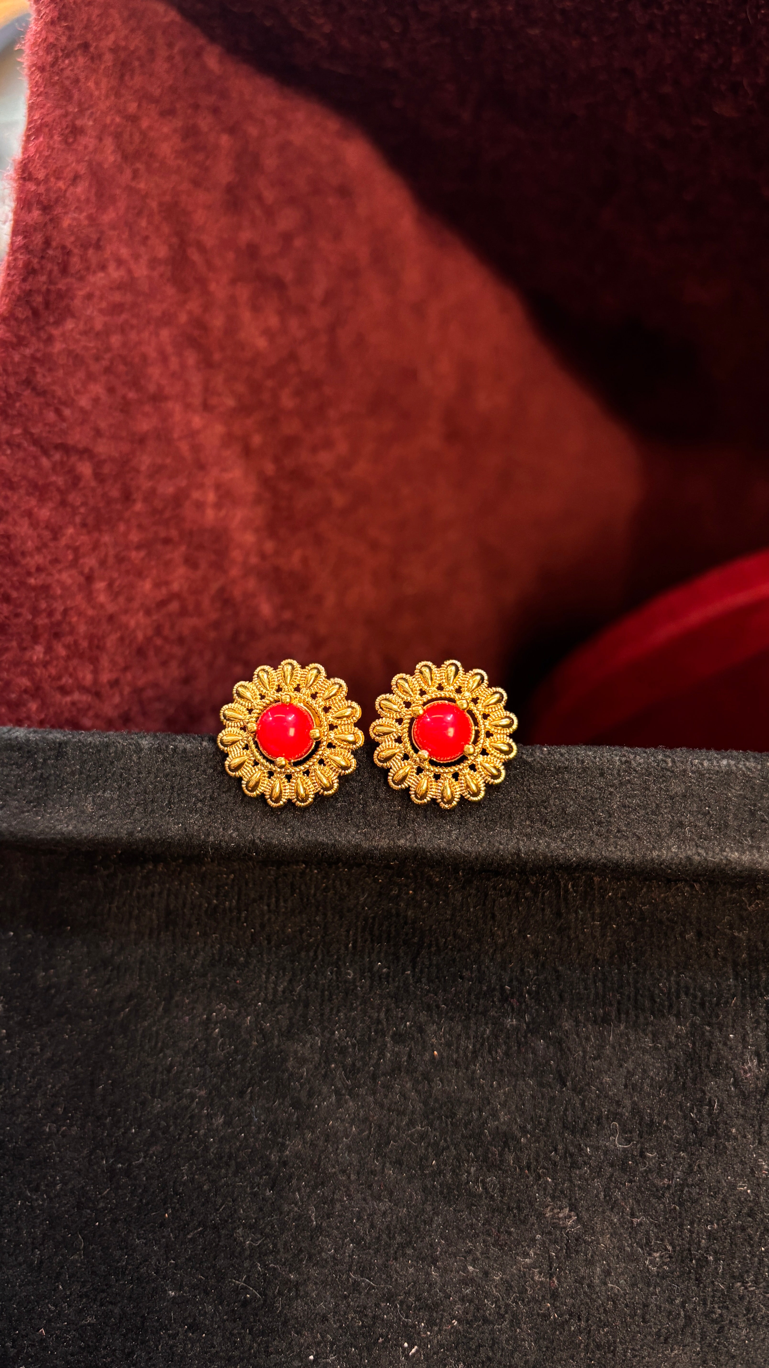 Coral Studs (Pagadam)