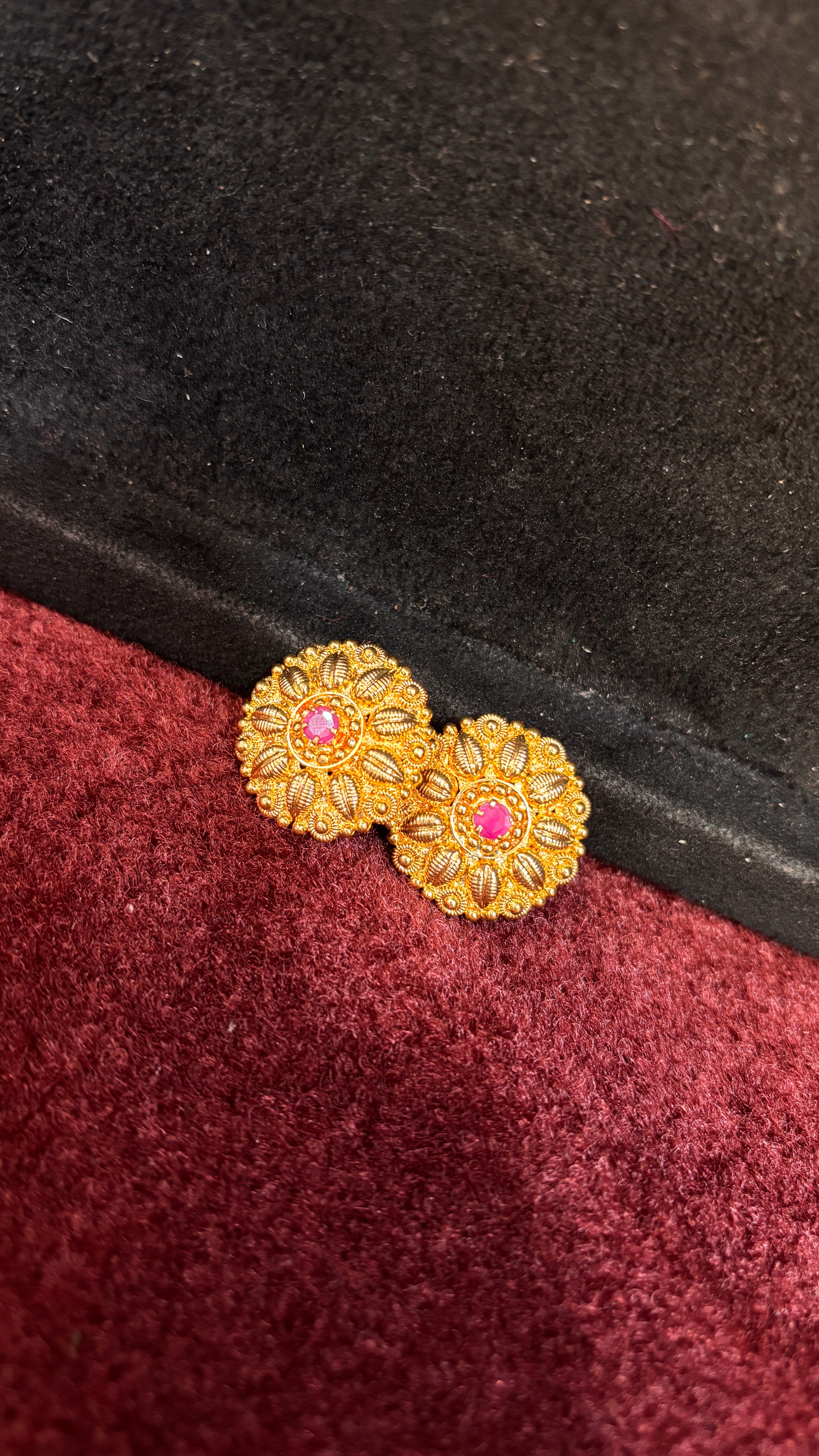 Gold Pink Studs (Big)