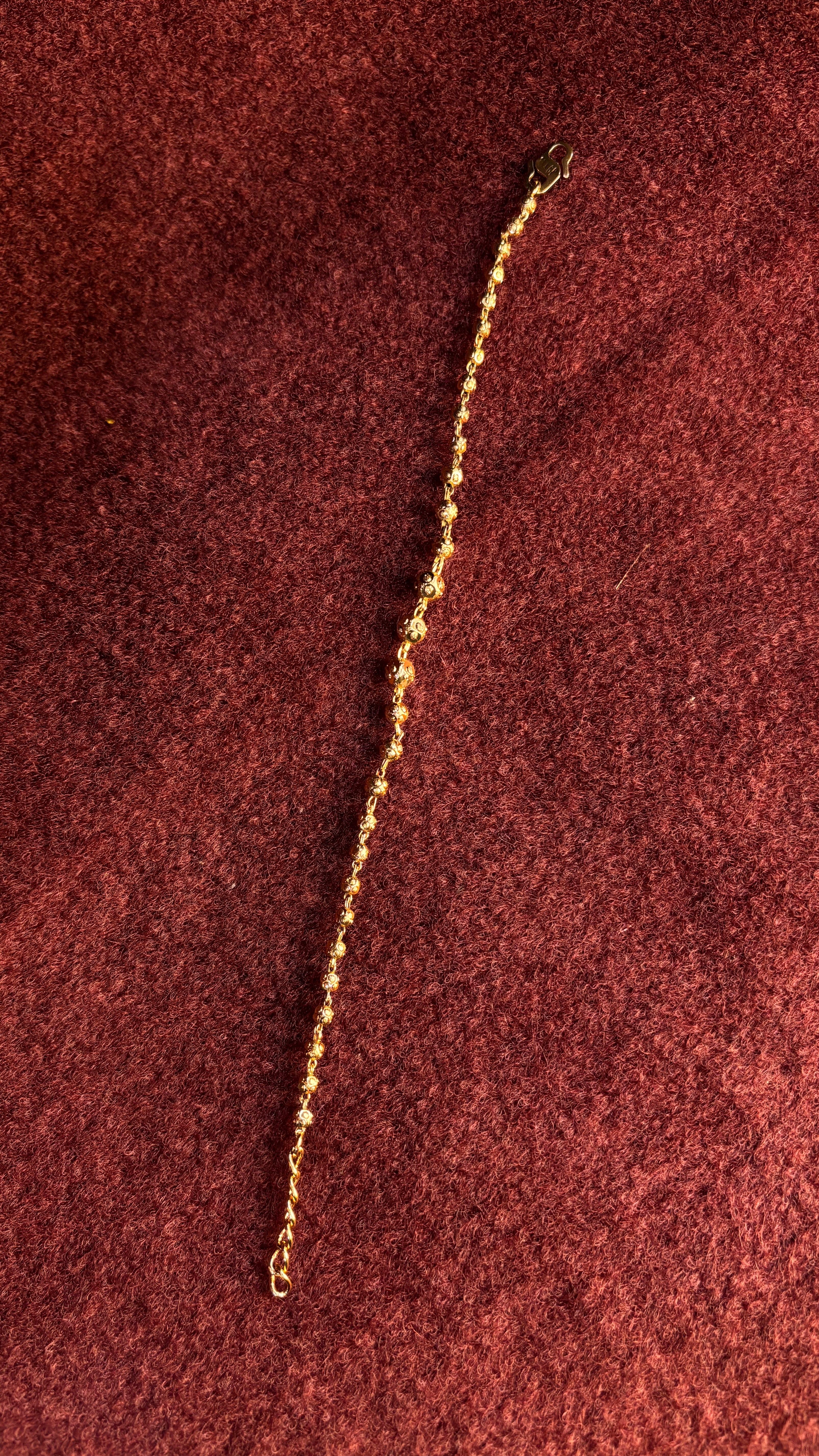 Gold beads bracelet