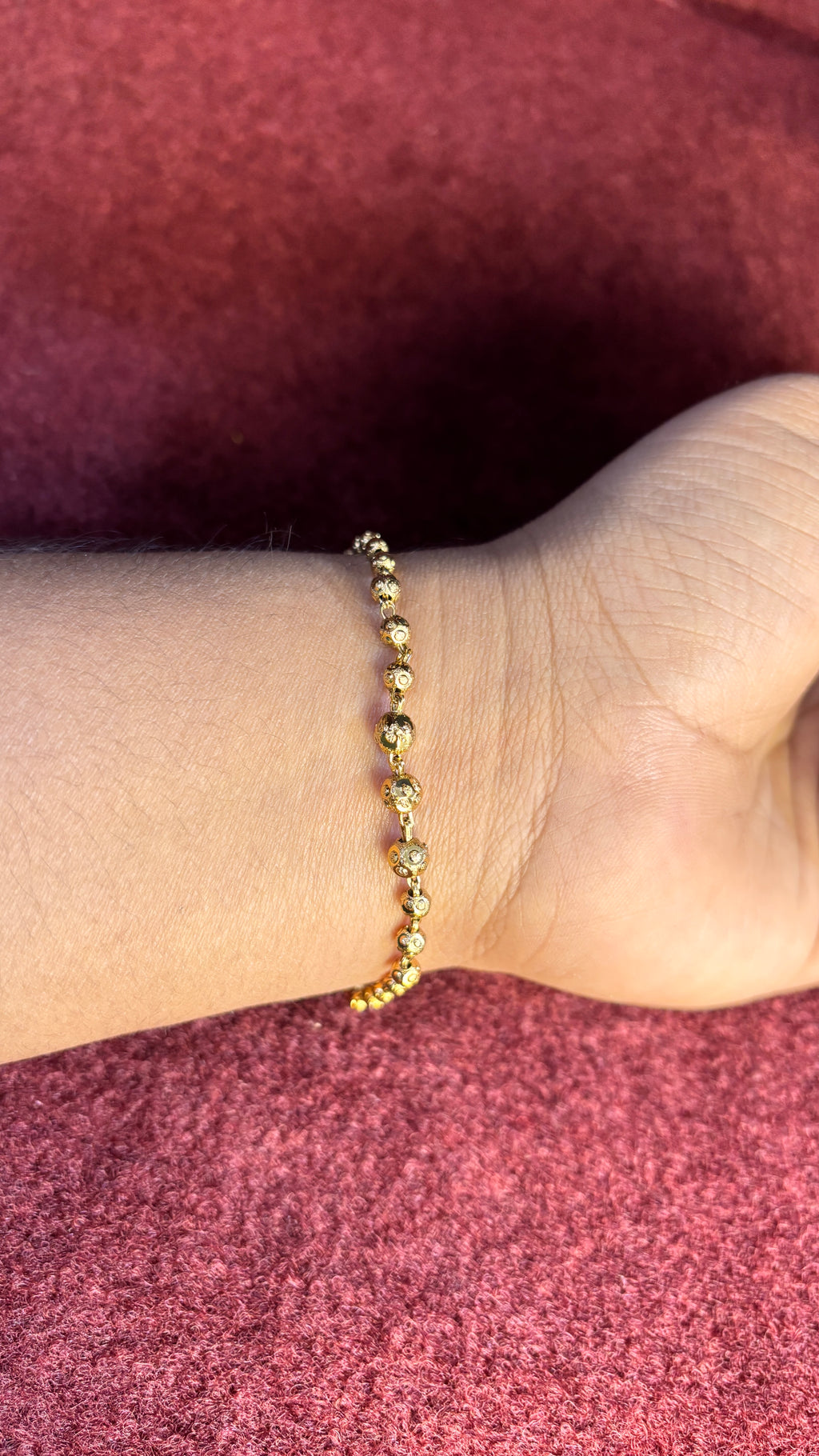 Gold beads bracelet