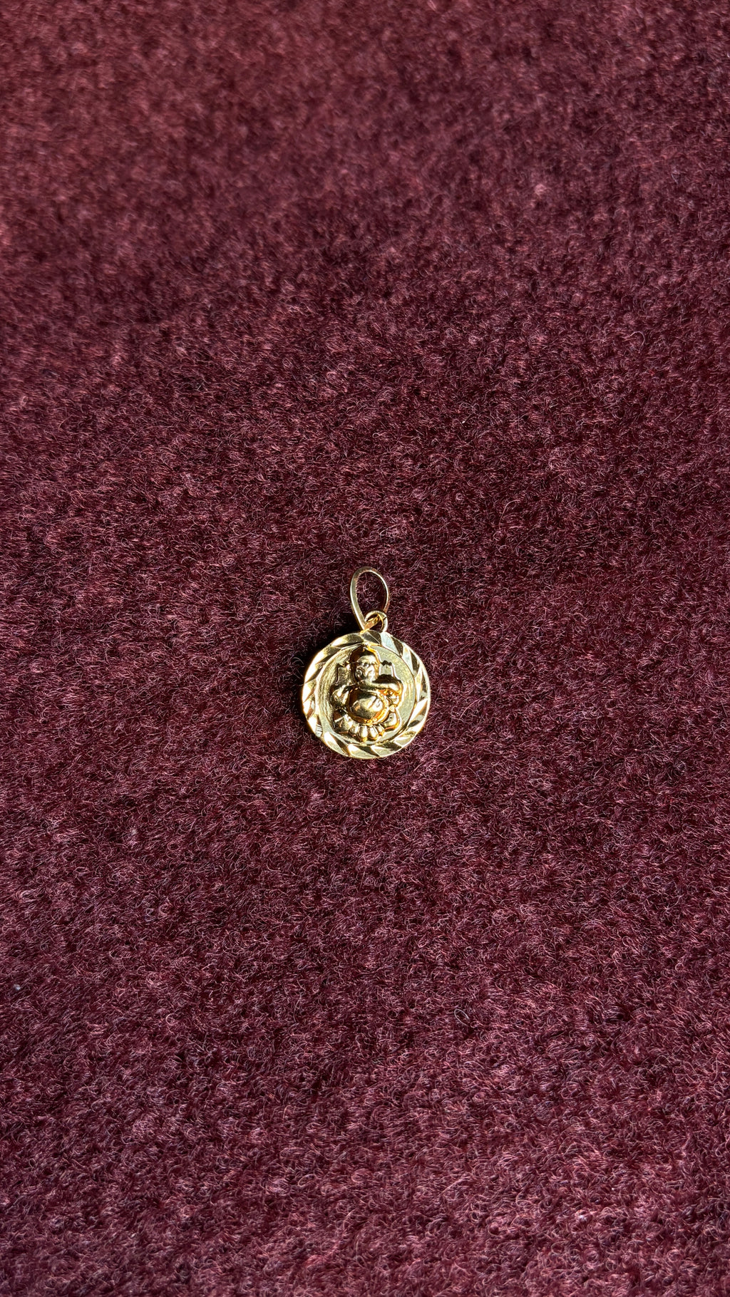 Ganesh Full covered round pendant