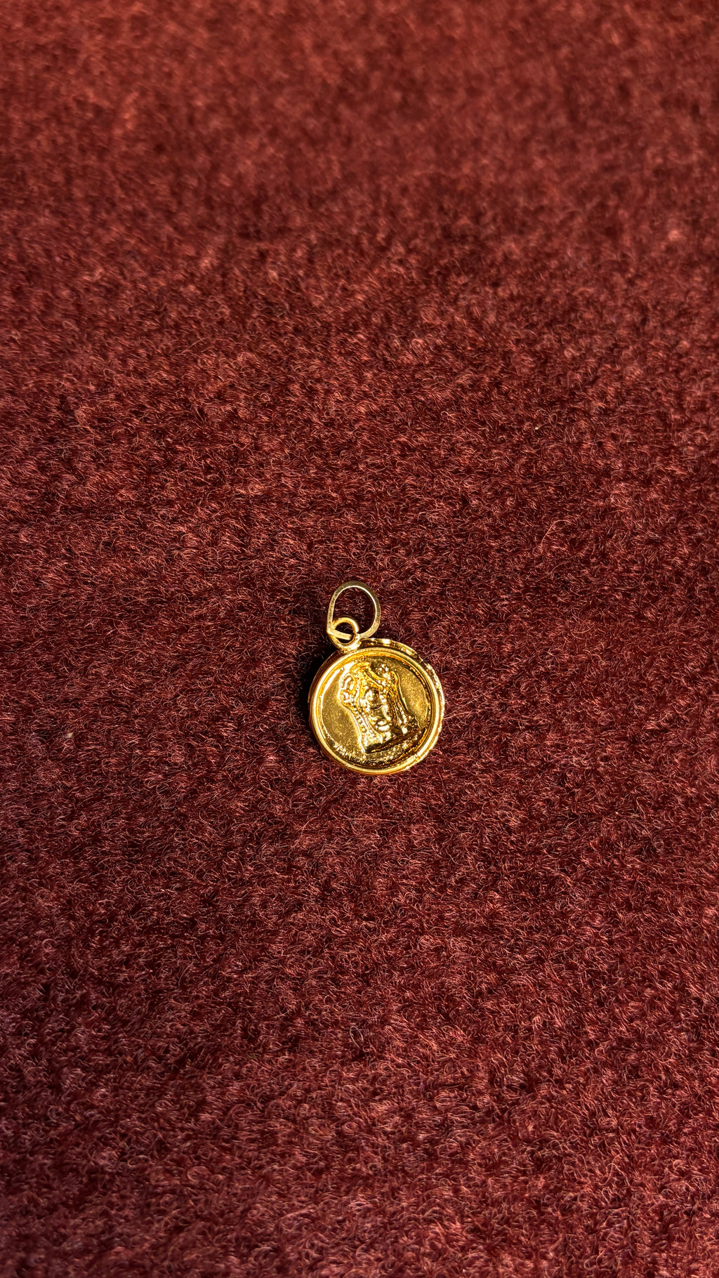 Balaji full covered small pendant