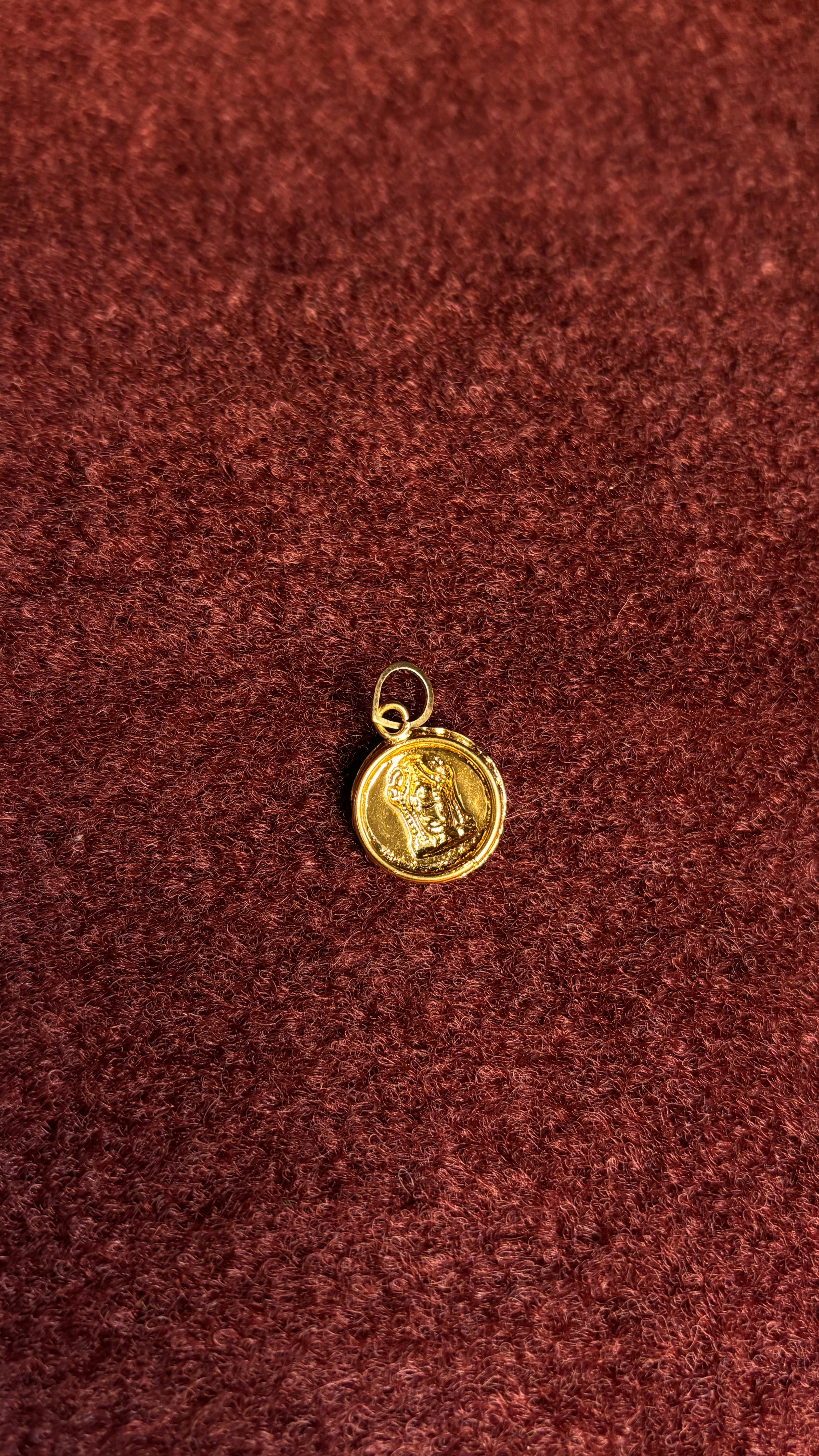 Balaji full covered small pendant