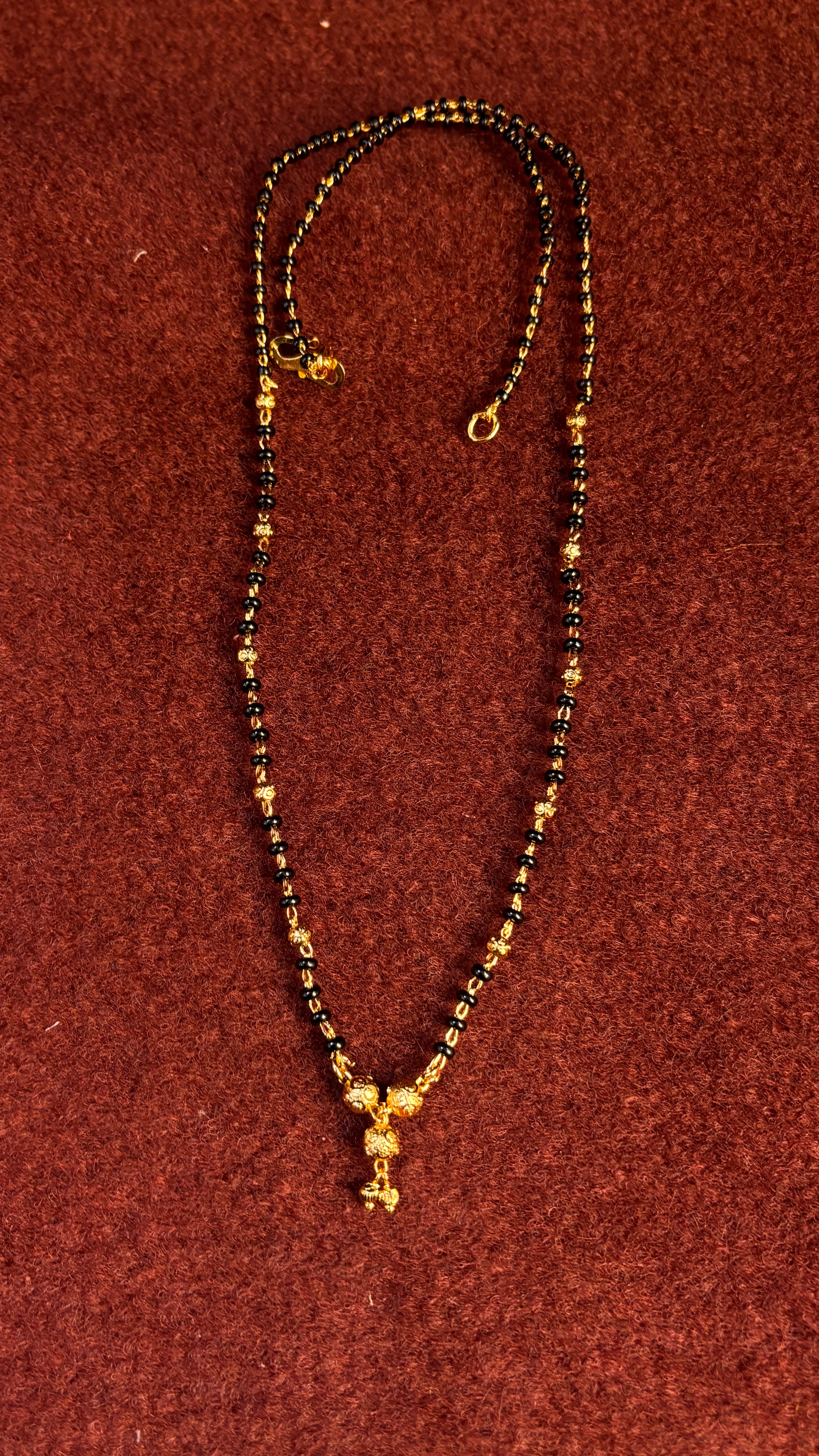 Single Line Ball Black Beads SRJBB02