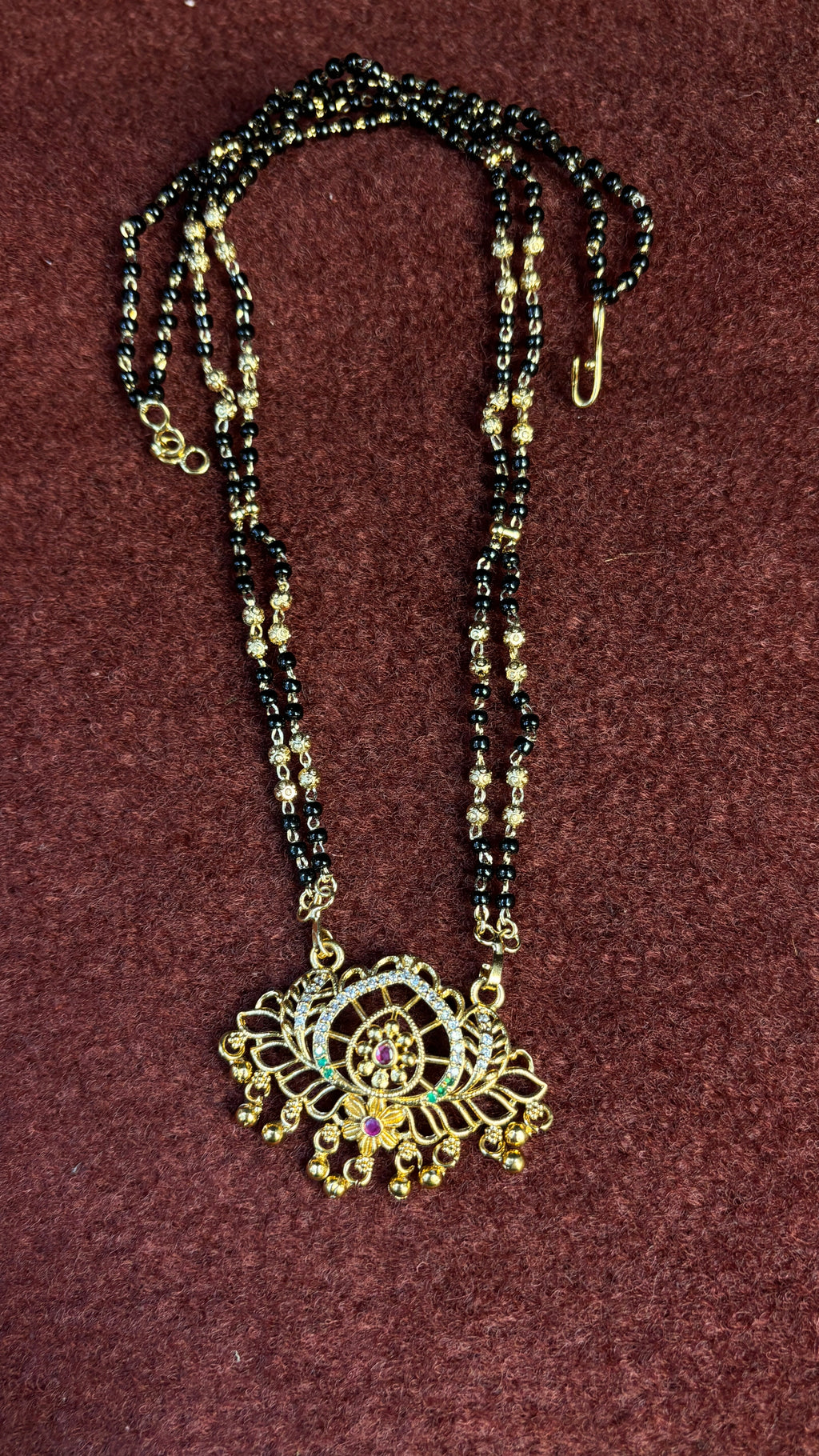 Lotus Black Beads SRJBB05