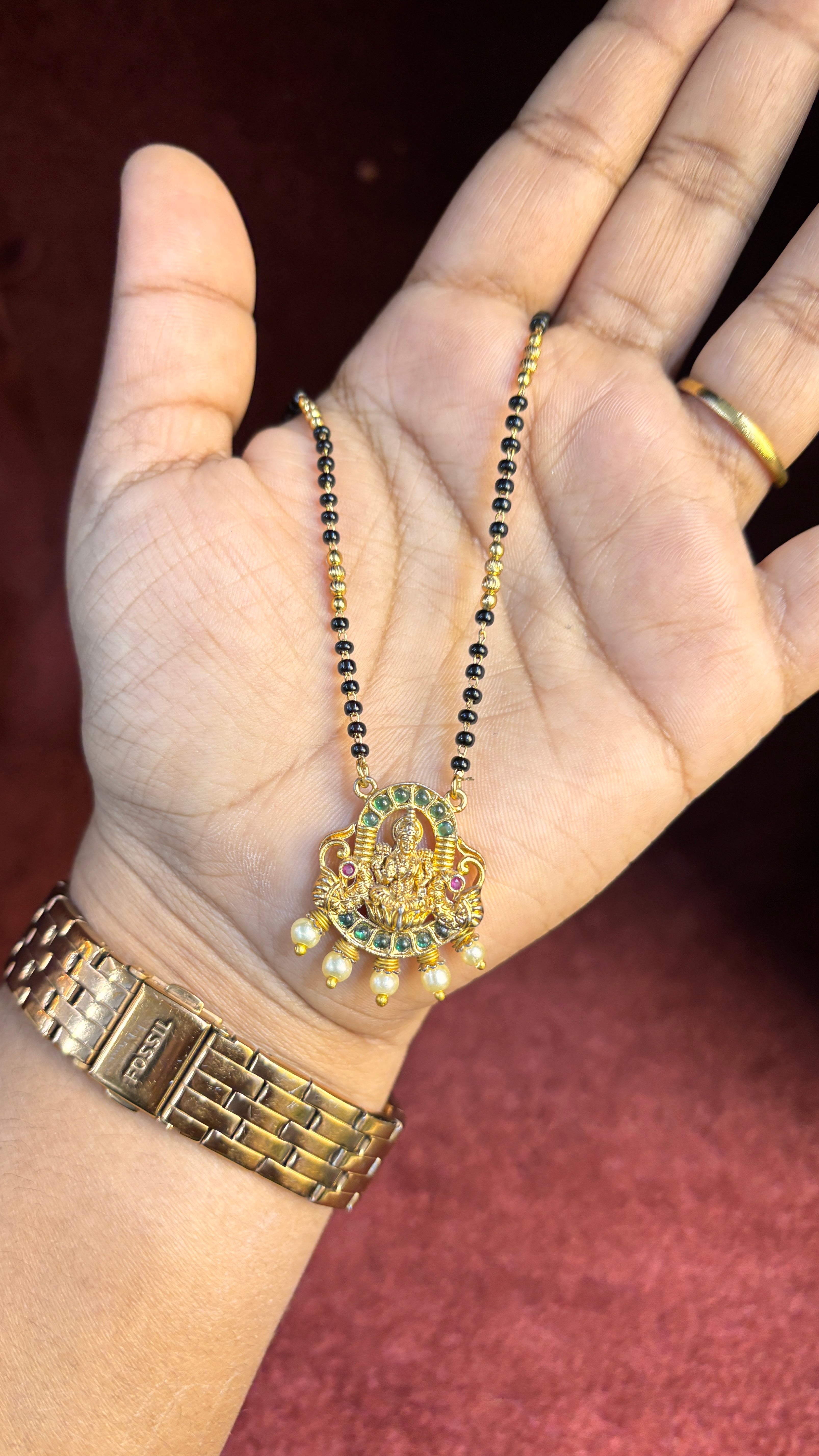 Single Line Laxmi Maata Black Beads SRJBB14