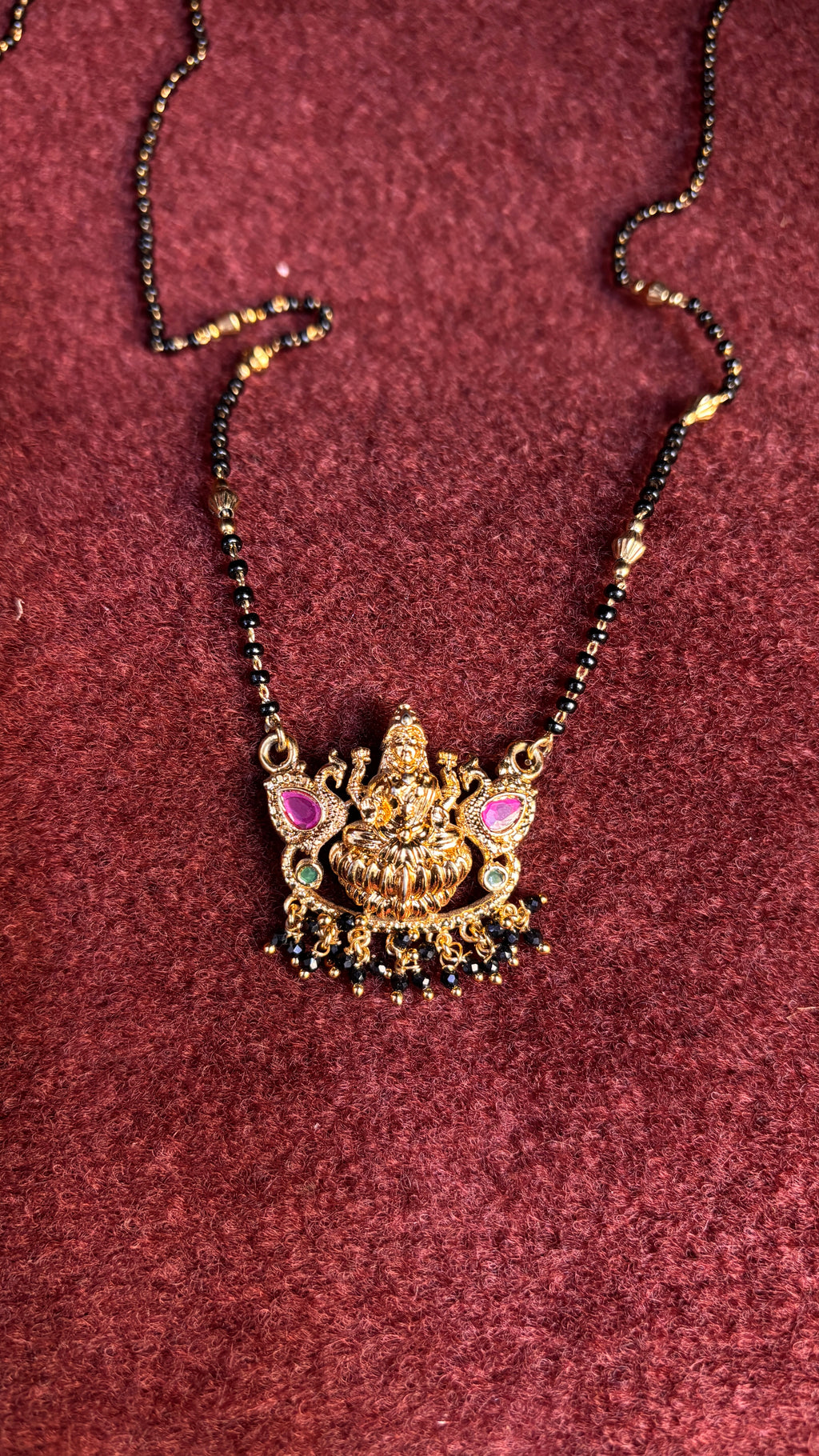 Single Line Laxmi Maata Black Beads SRJBB15