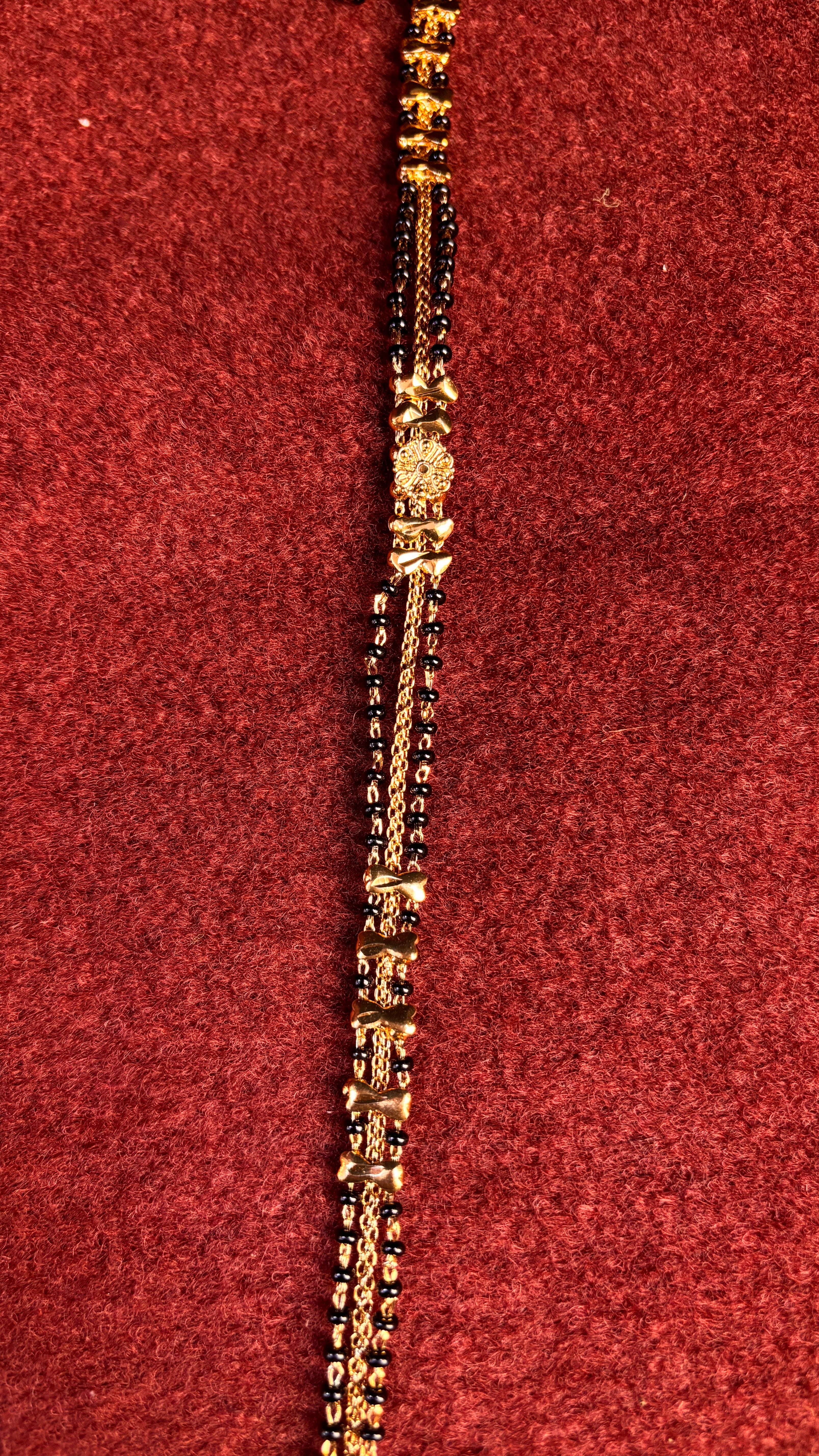 3 Line Big Peacock SR Black Beads SRJLBB11