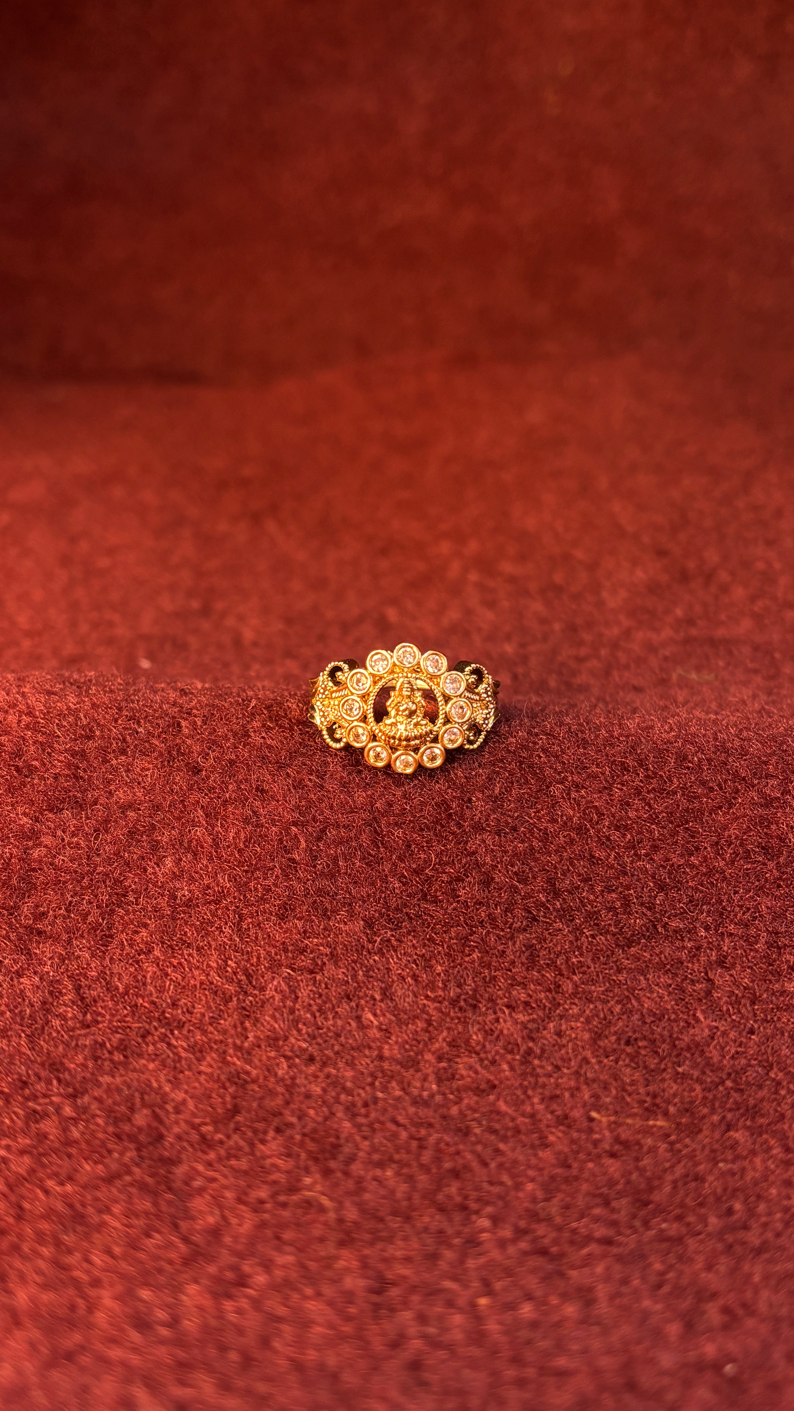 Laxmi Devi White Stone Ring SRJR05