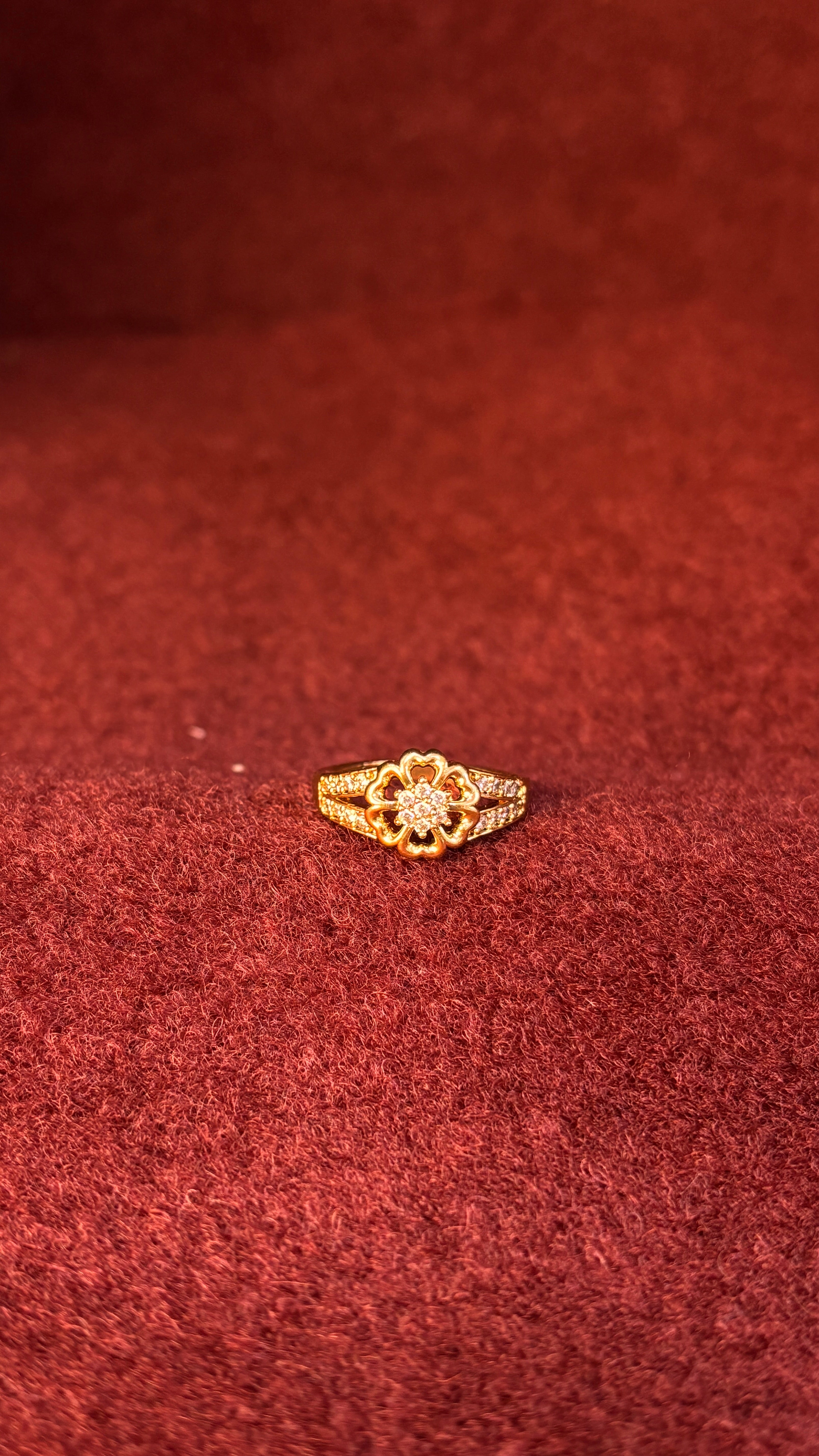 Flower White Stone Ring SRJR18