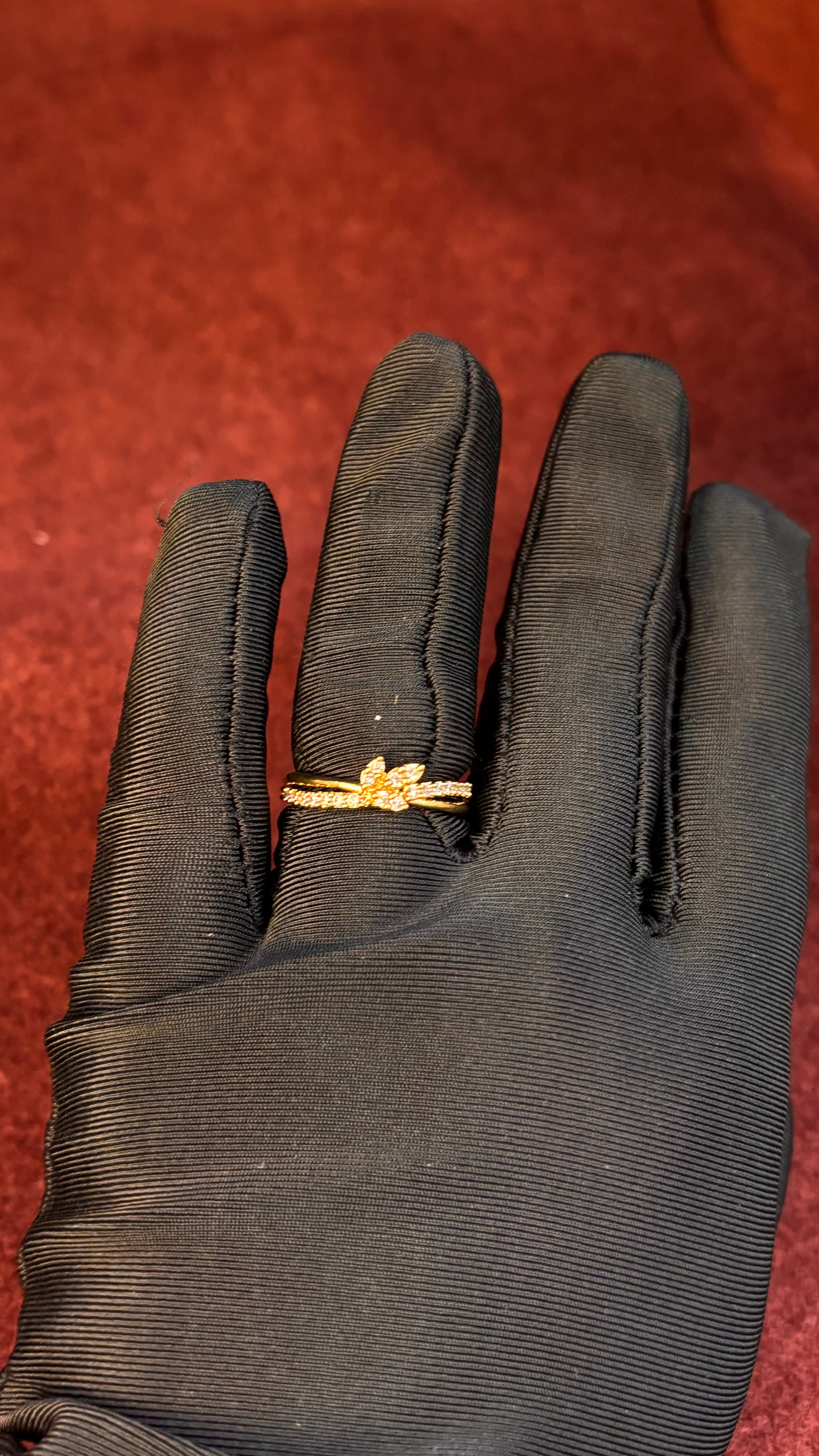 Leaf White Stone Ring SRJR20