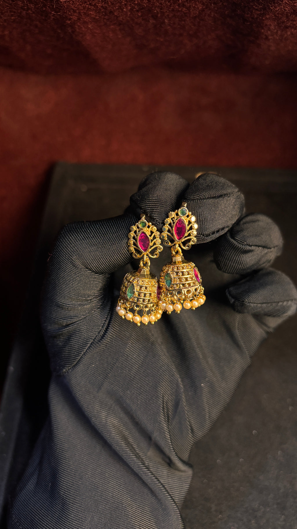Medium Gold Pearl Jhumka SRJER73