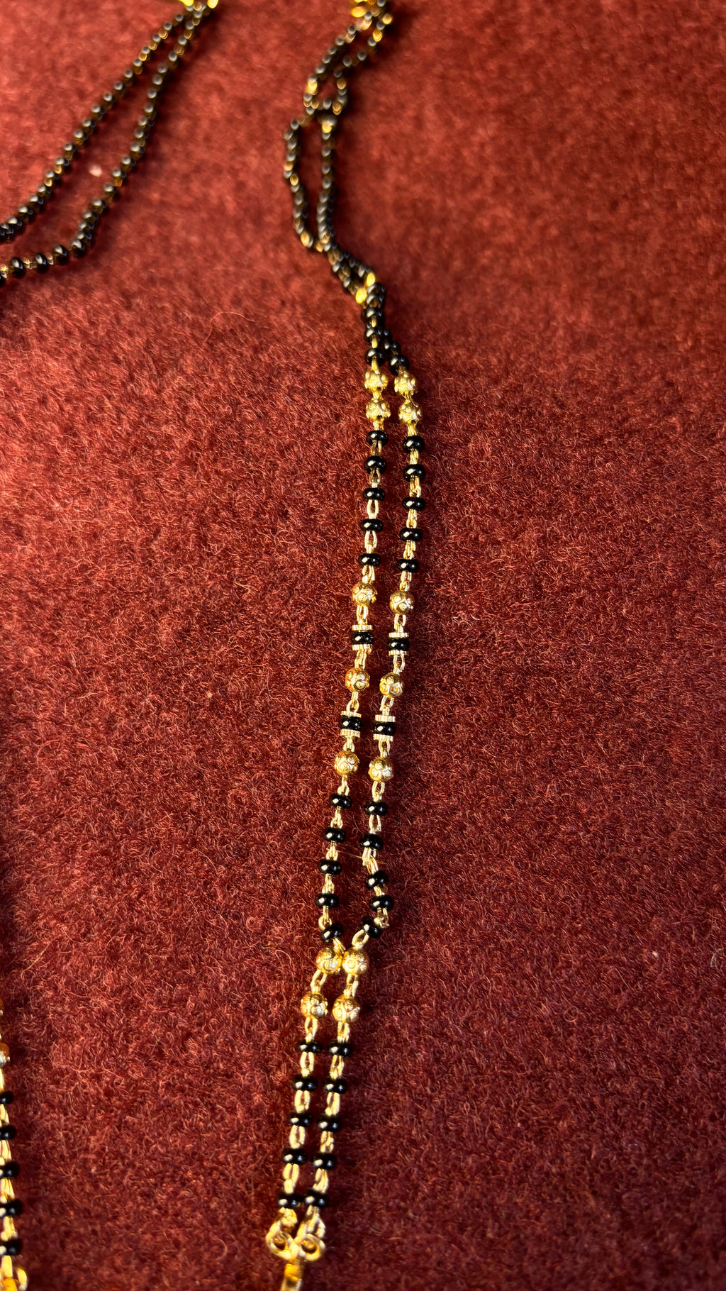 Sr Short Black Beads SRJBB399