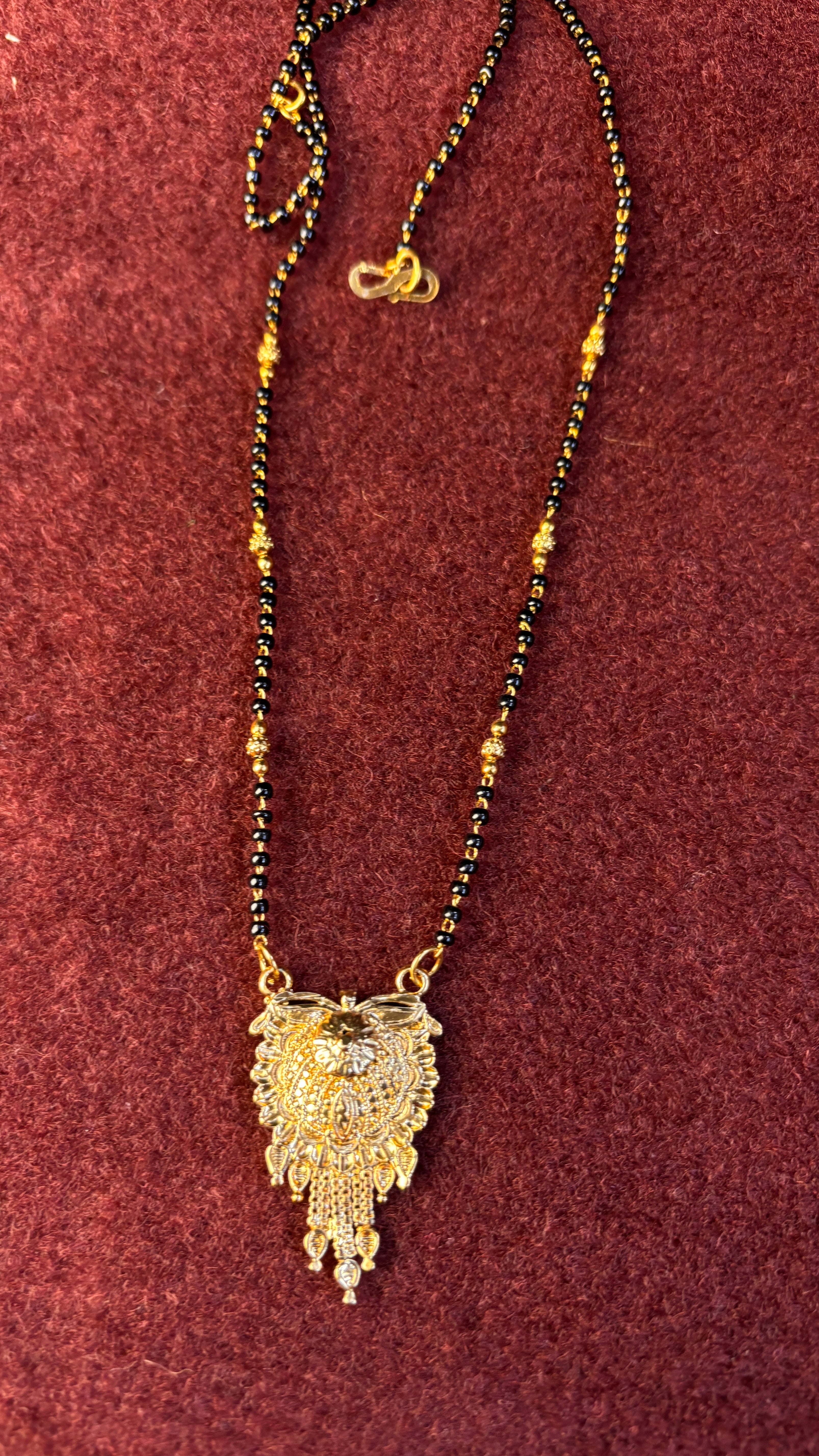 Single Line Black Beads SRJBB199