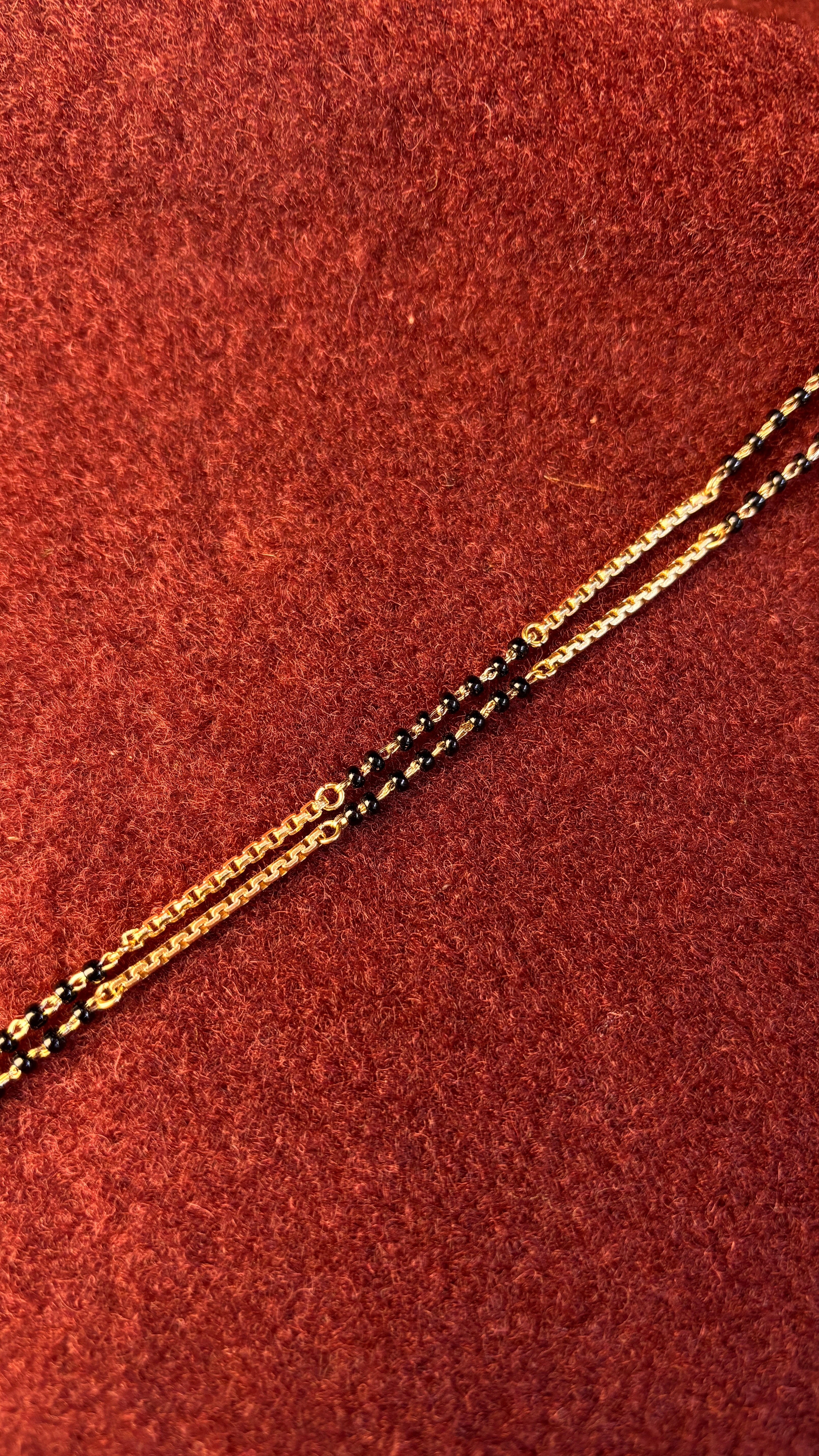 2 Line Peacock Black Beads SRJBB299