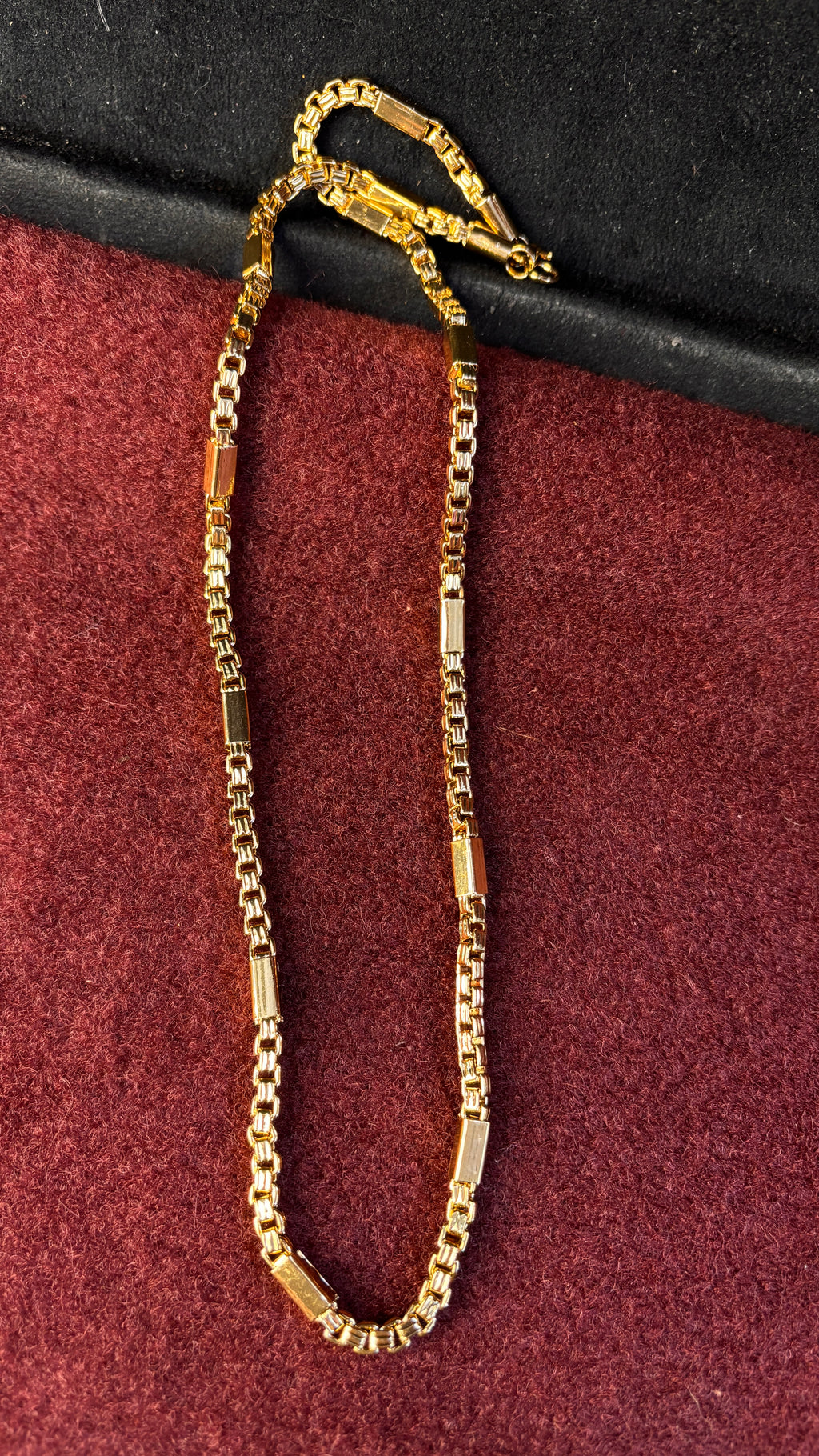 Box Short Chain 22 SRJSC37