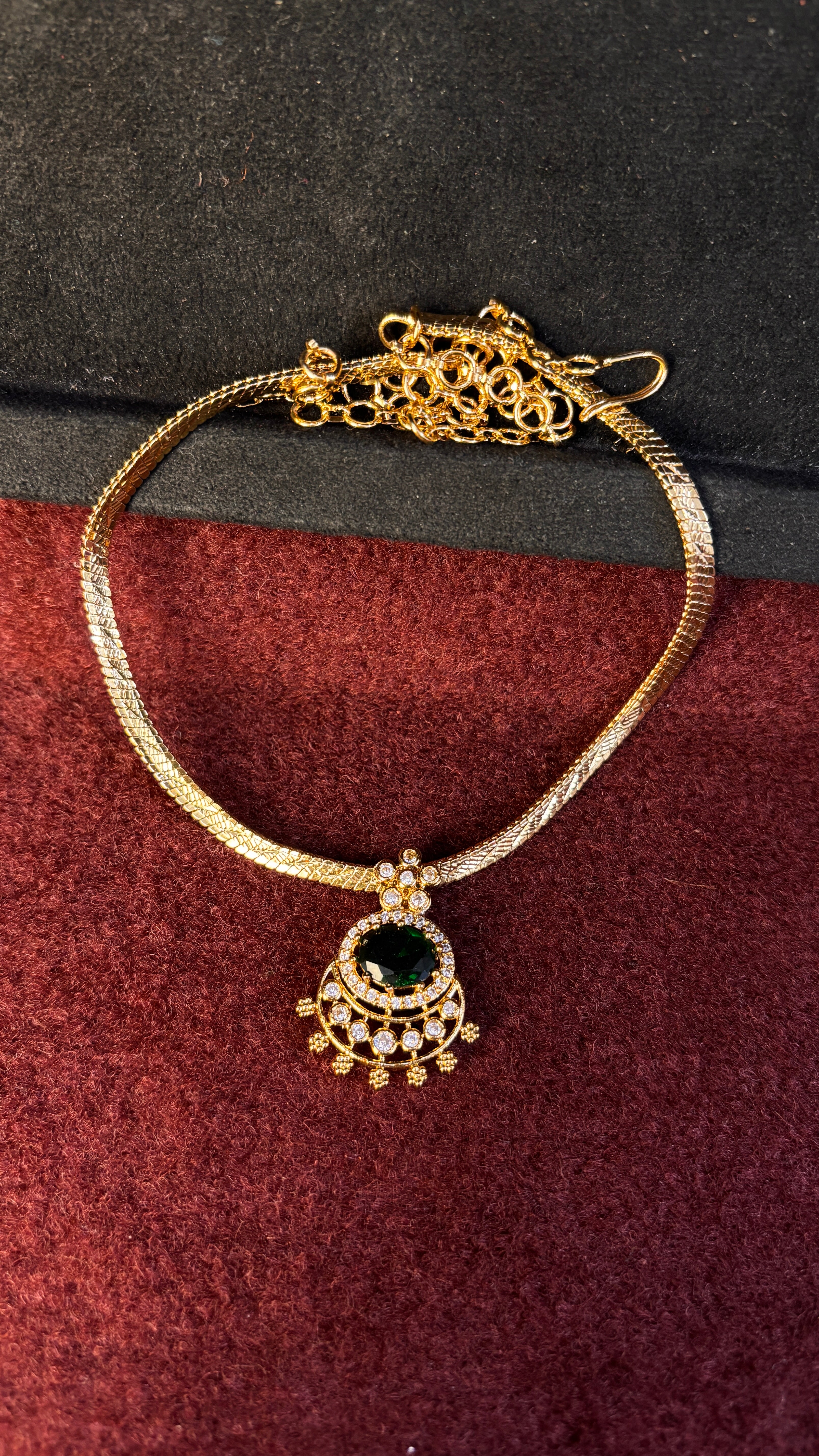 Green Stone Naan Patti SRJNP349