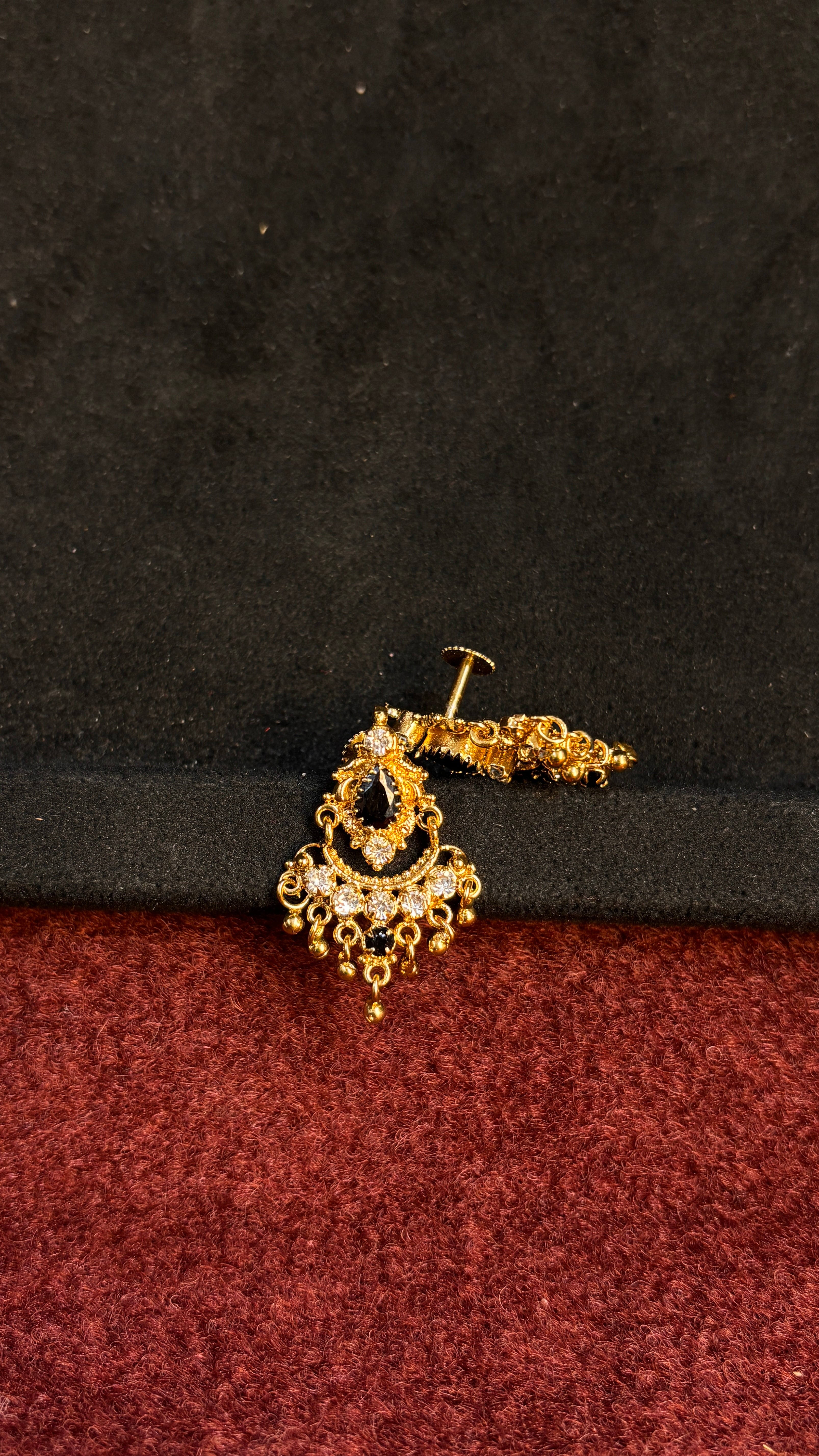 Big Black Studs SRJER79