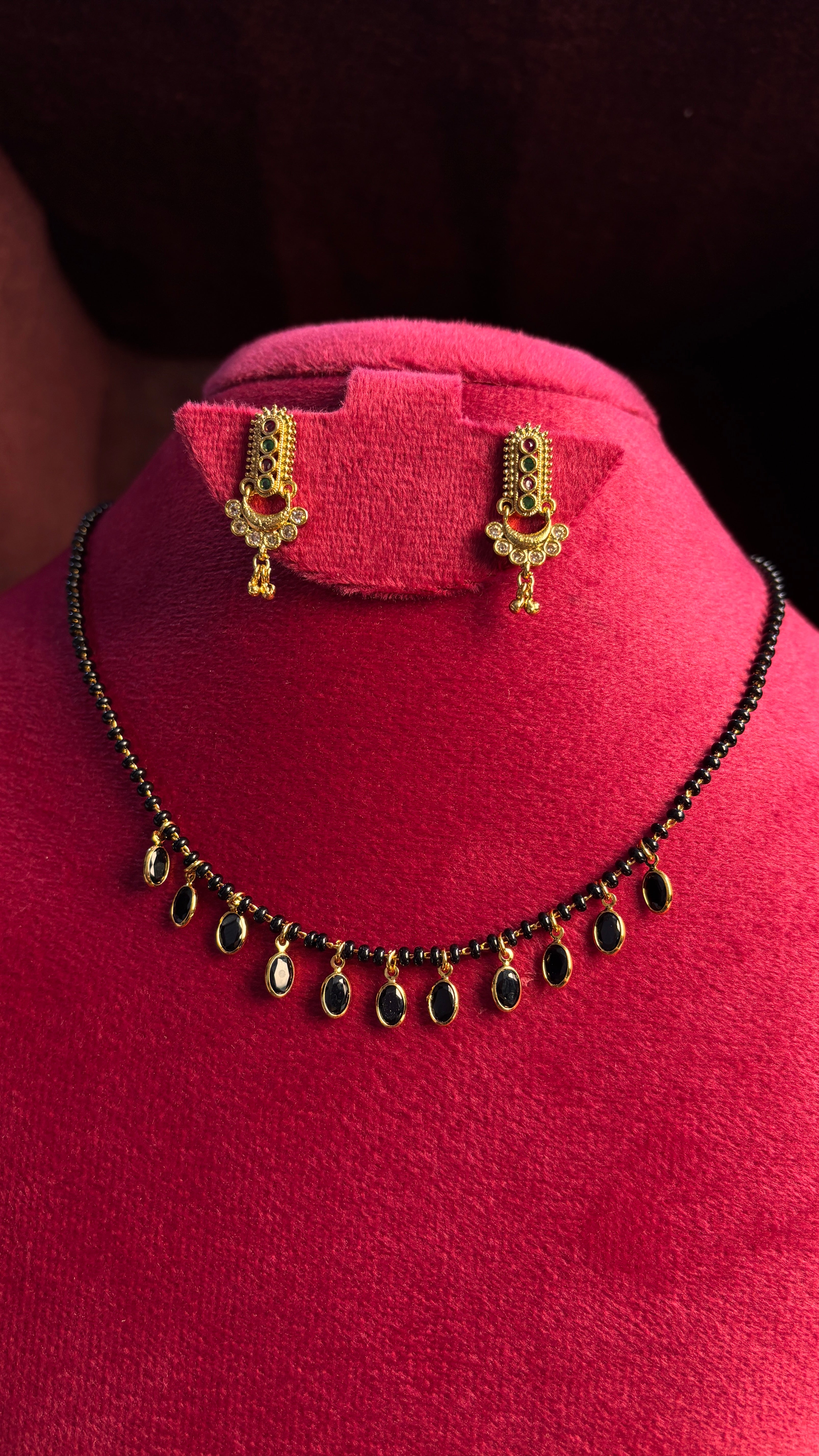 Black Litics + Studs SRJER399