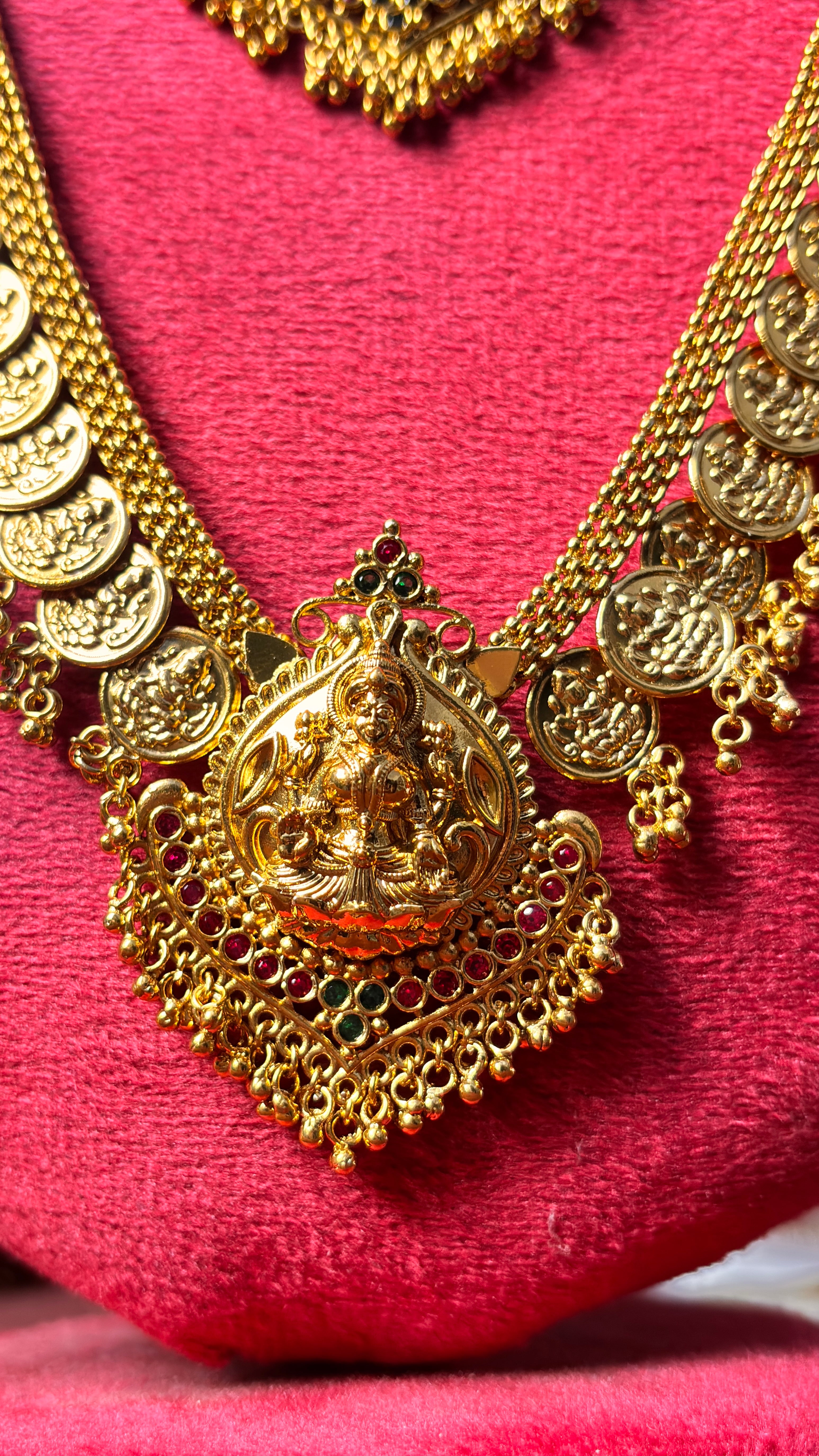 Laxmi Kasu Combo With Earrings SRJ2499