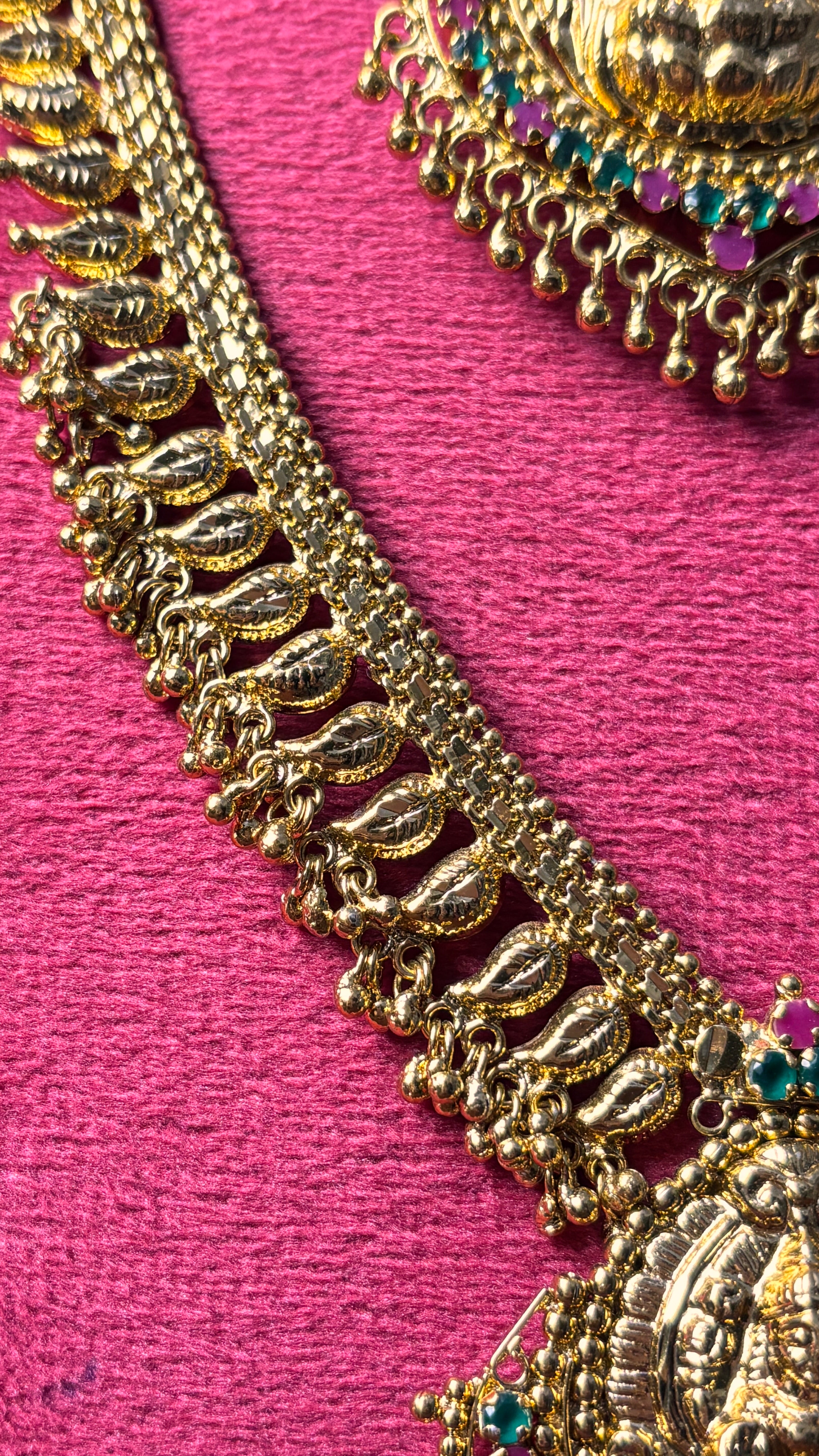 Laxmi Devi Combo Without Earrings SRJ1199