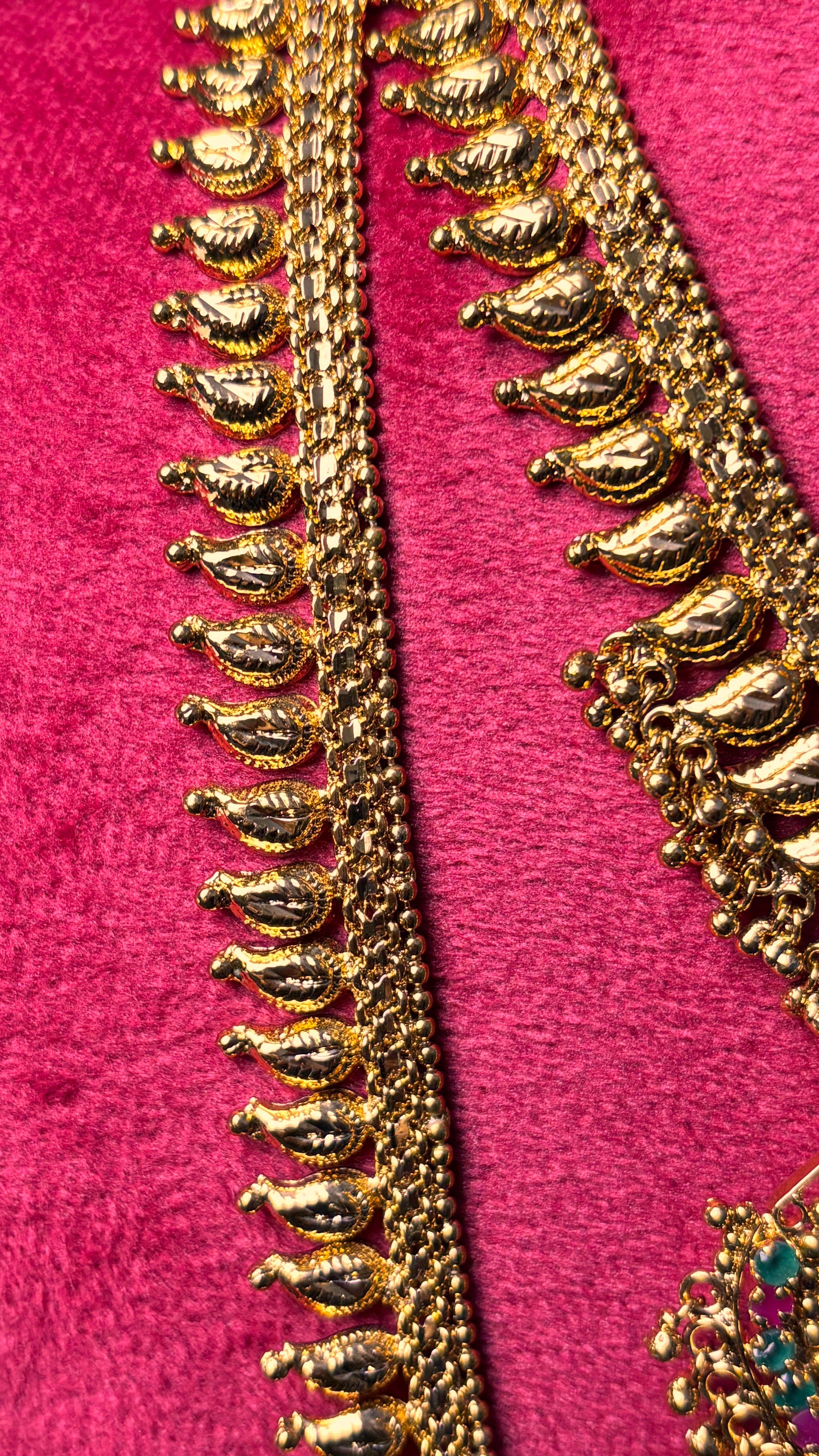 Laxmi Devi Combo With Earrings SRJ1499