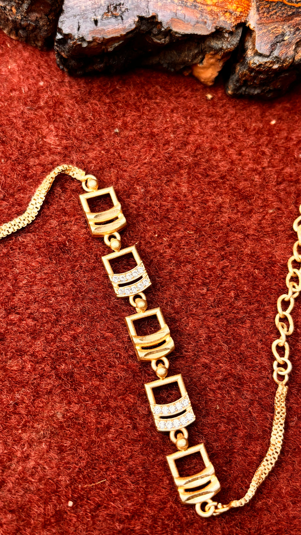 Panchaloham Women Bracelet SRJWB20