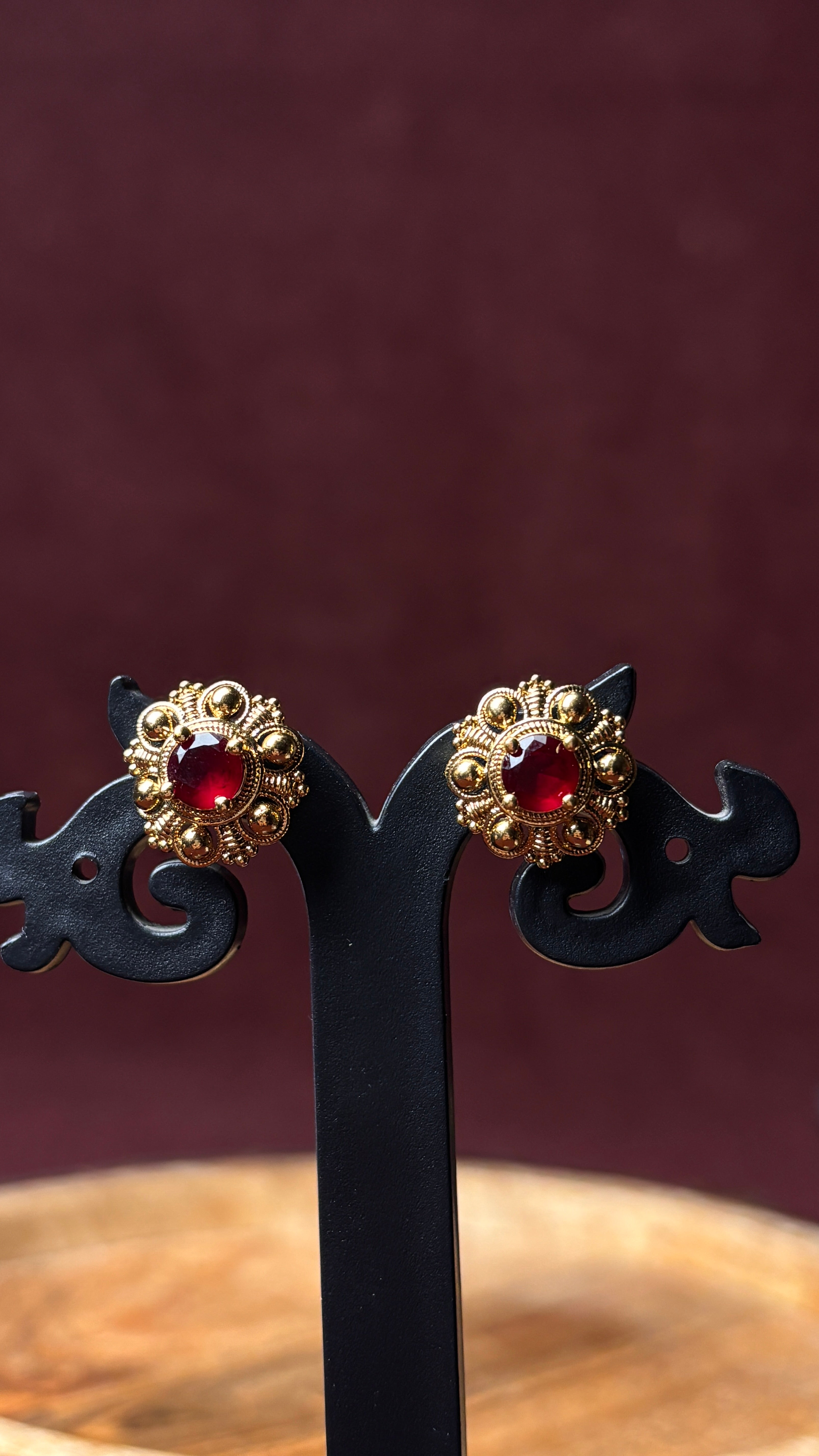 Red Flower Studs SRJER140
