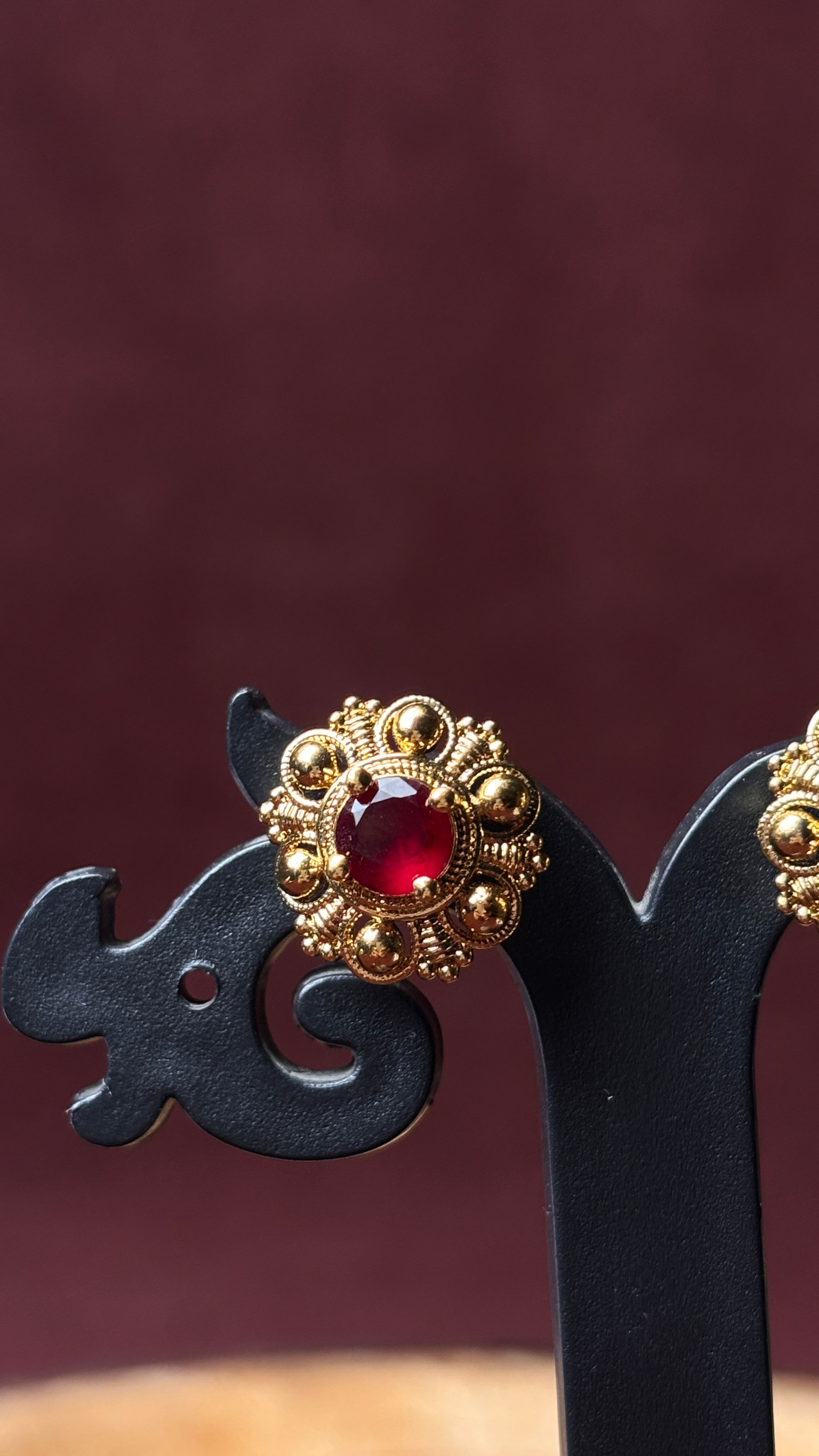 Red Flower Studs SRJER140