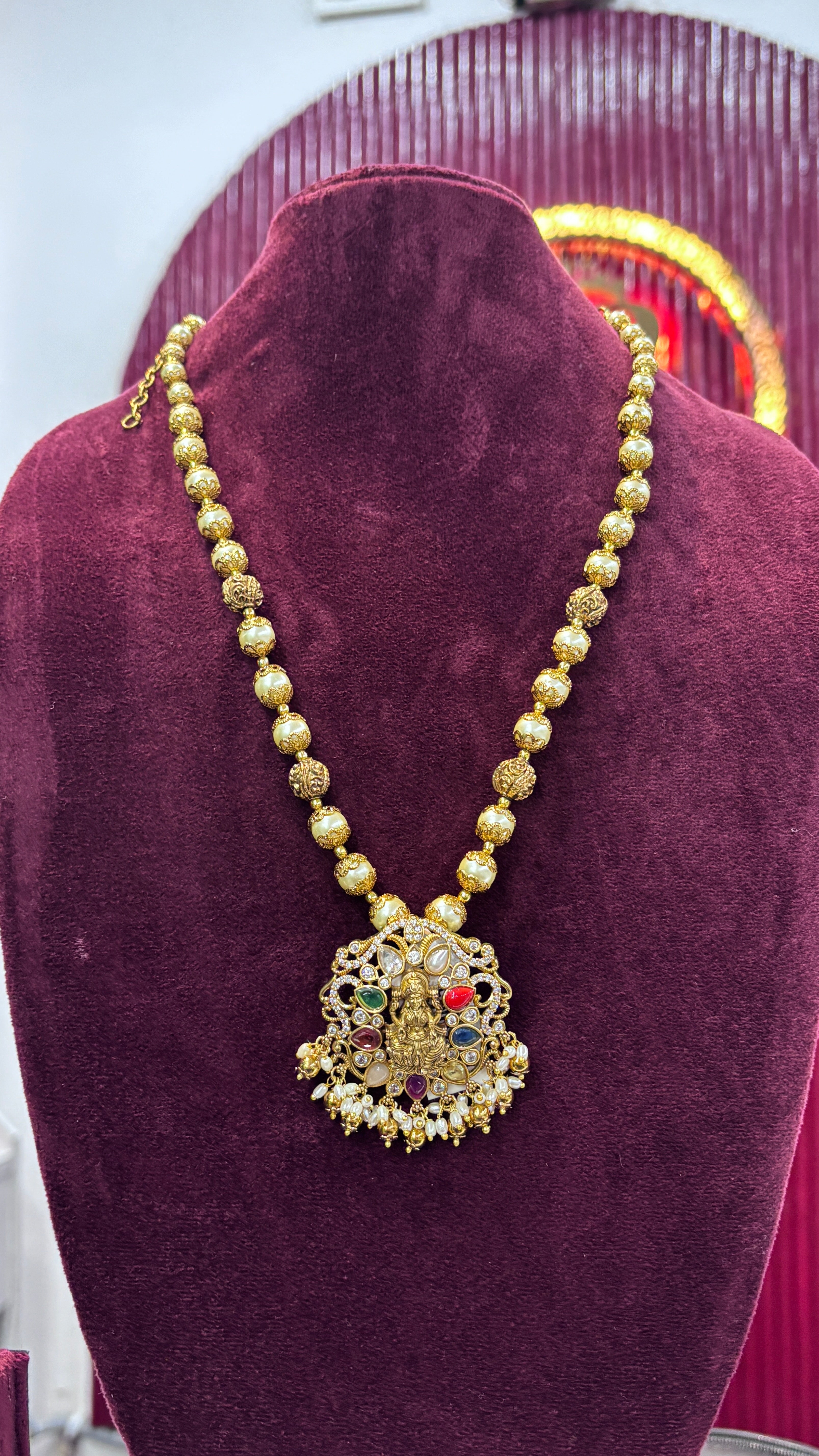 Navratan Pearl Chain SRJLCHNN