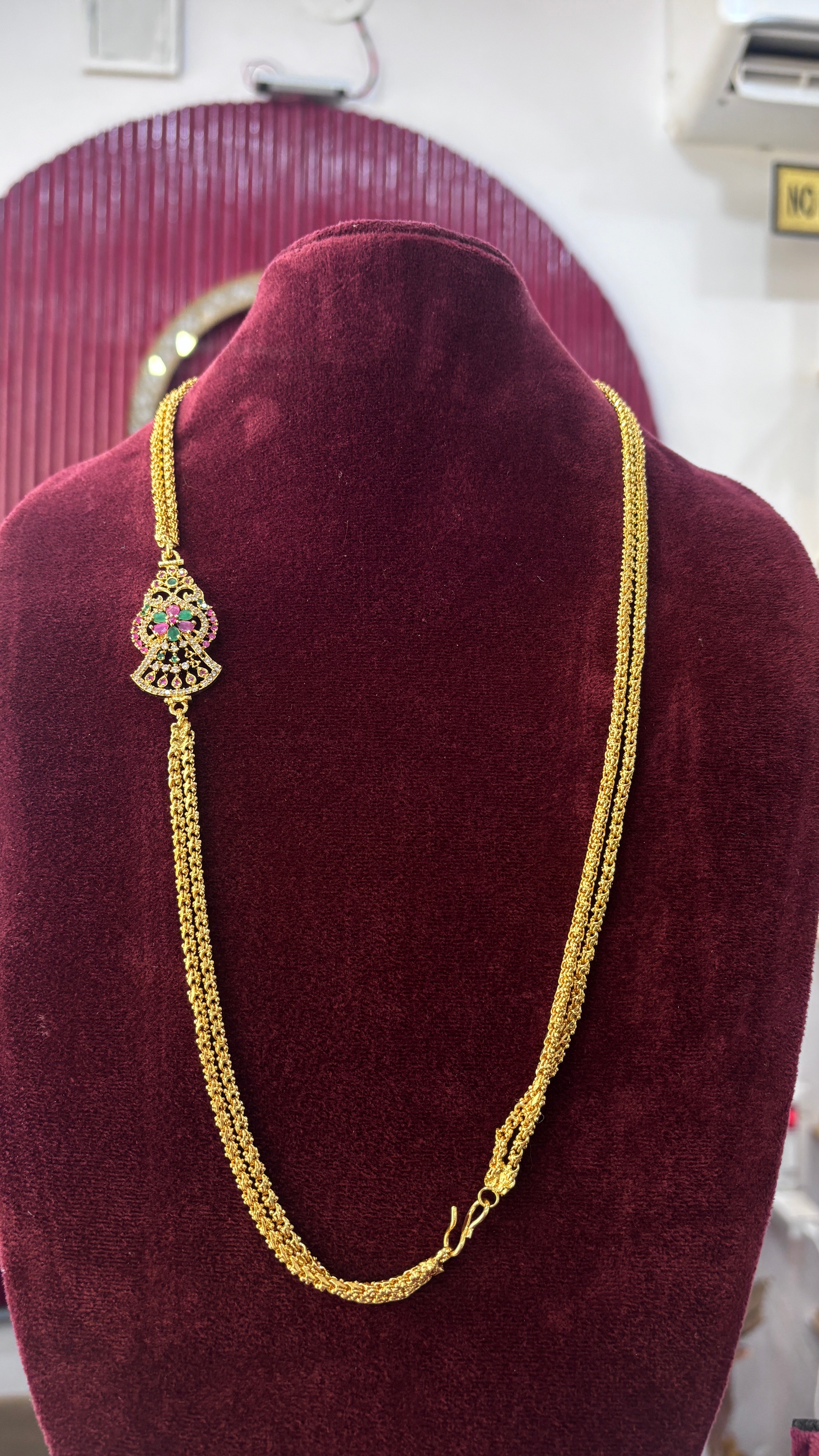 2L BallBasha Locket Chain SRJTH53