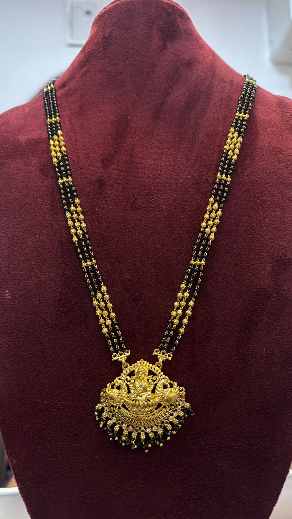 Laxmi Devi  3line Black Beads SRJLBB18