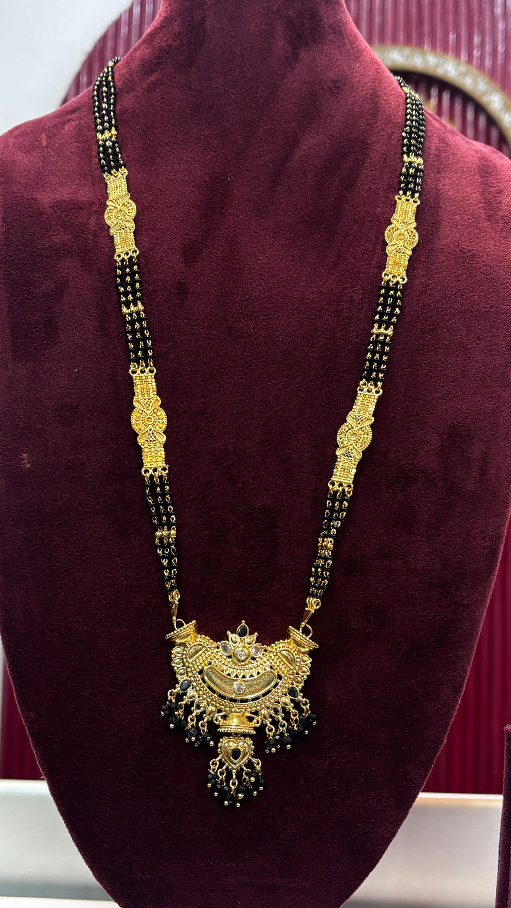 3 Line Patti Black Beads SRJLBB21