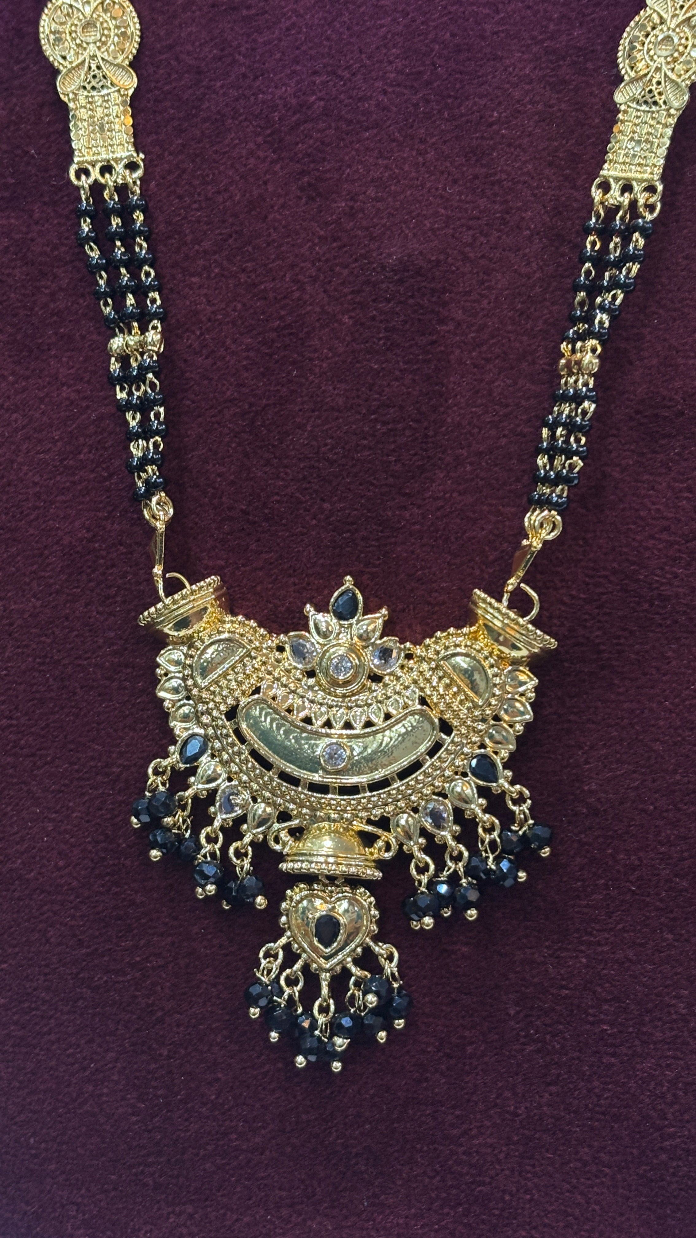 3 Line Patti Black Beads SRJLBB21