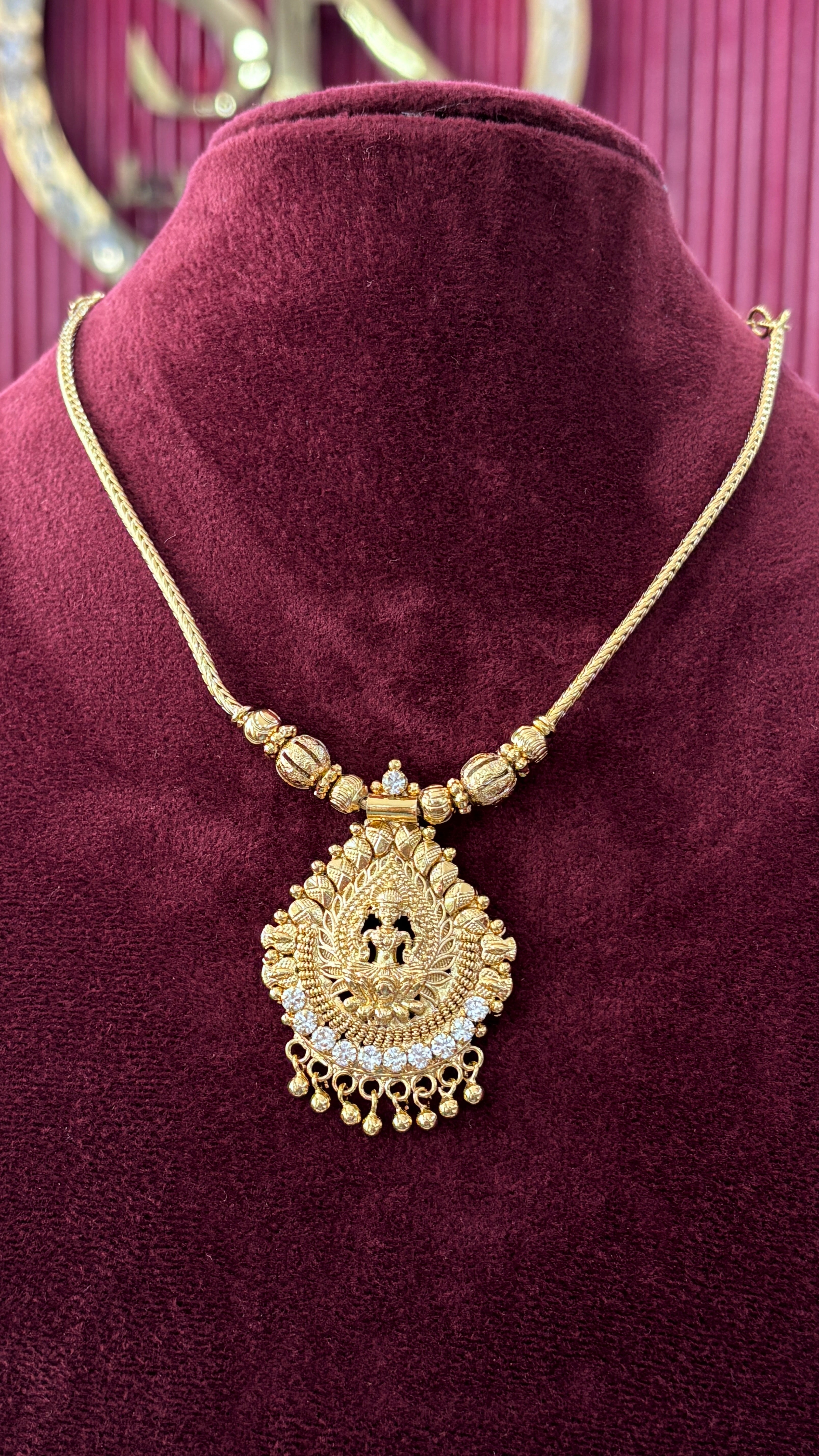 White Laxmi Naan Patti SRJNP12