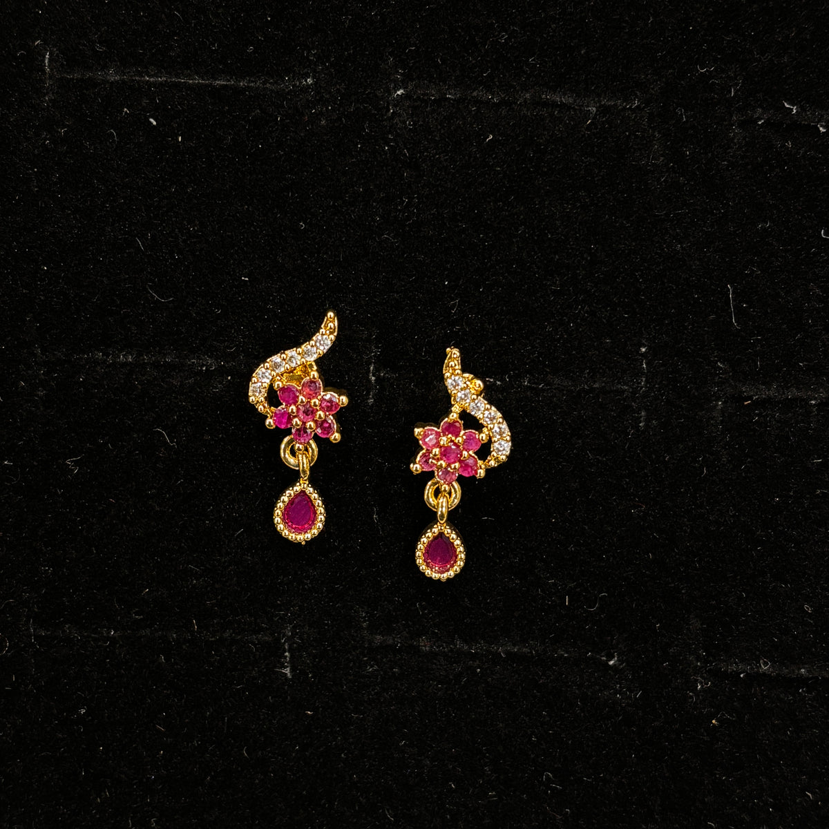 Pink Studs SRJER111