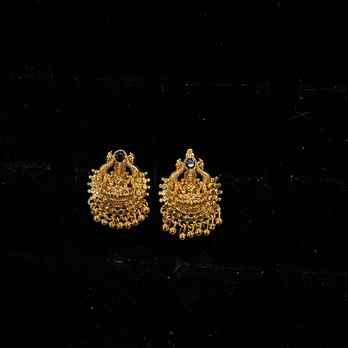 Laxmi Studs SRJER125
