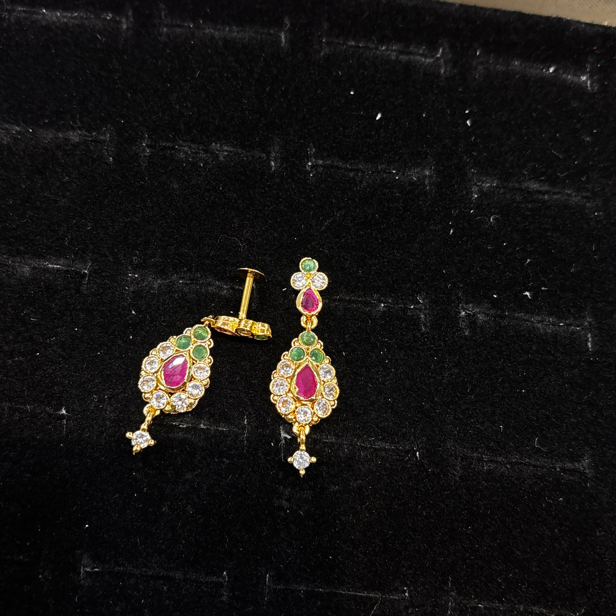 Stone Earrings SRJER138